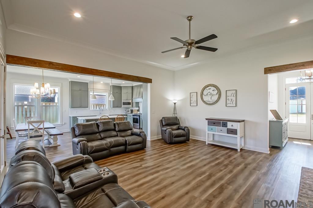 17719 Empress Dr, Greenwell Springs, LA, 70739