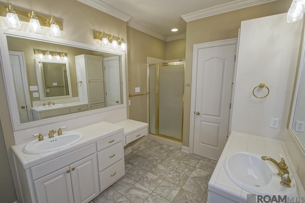 2321 Shadowbrook Dr, Baton Rouge, LA, 70816