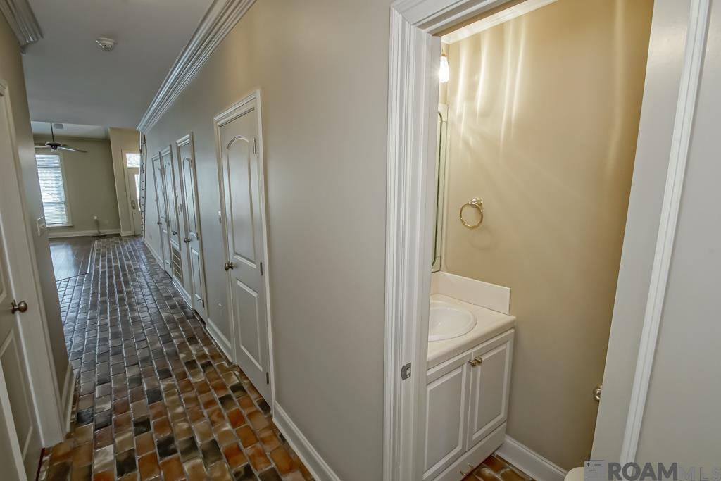 2321 Shadowbrook Dr, Baton Rouge, LA, 70816