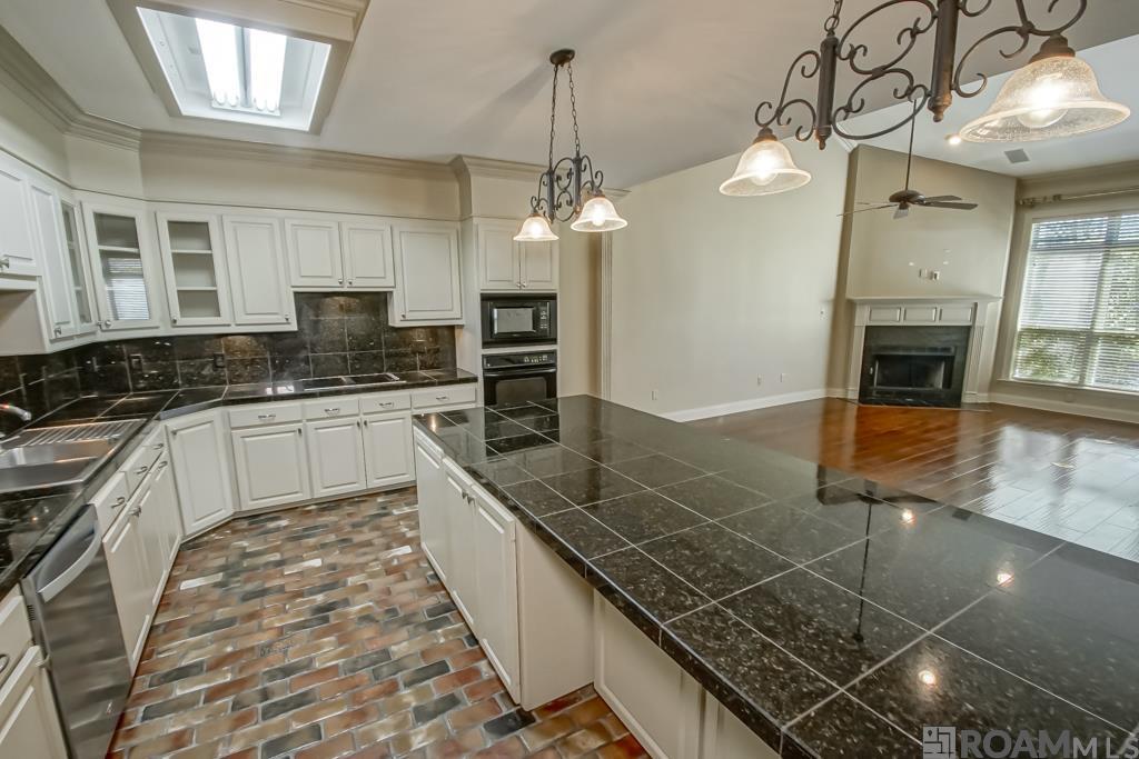 2321 Shadowbrook Dr, Baton Rouge, LA, 70816