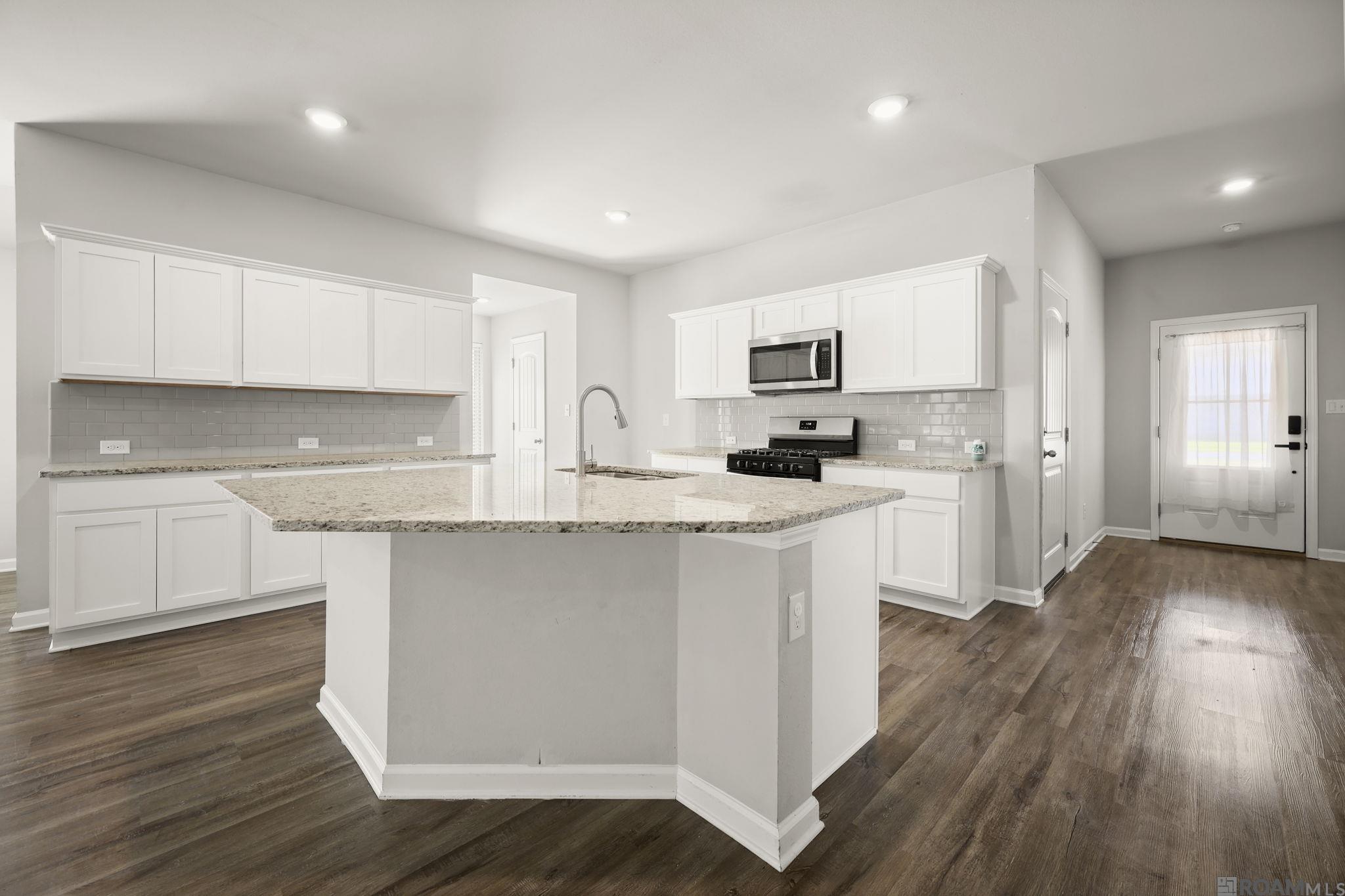 12721 Fowler Dr, Denham Springs, LA, 70706