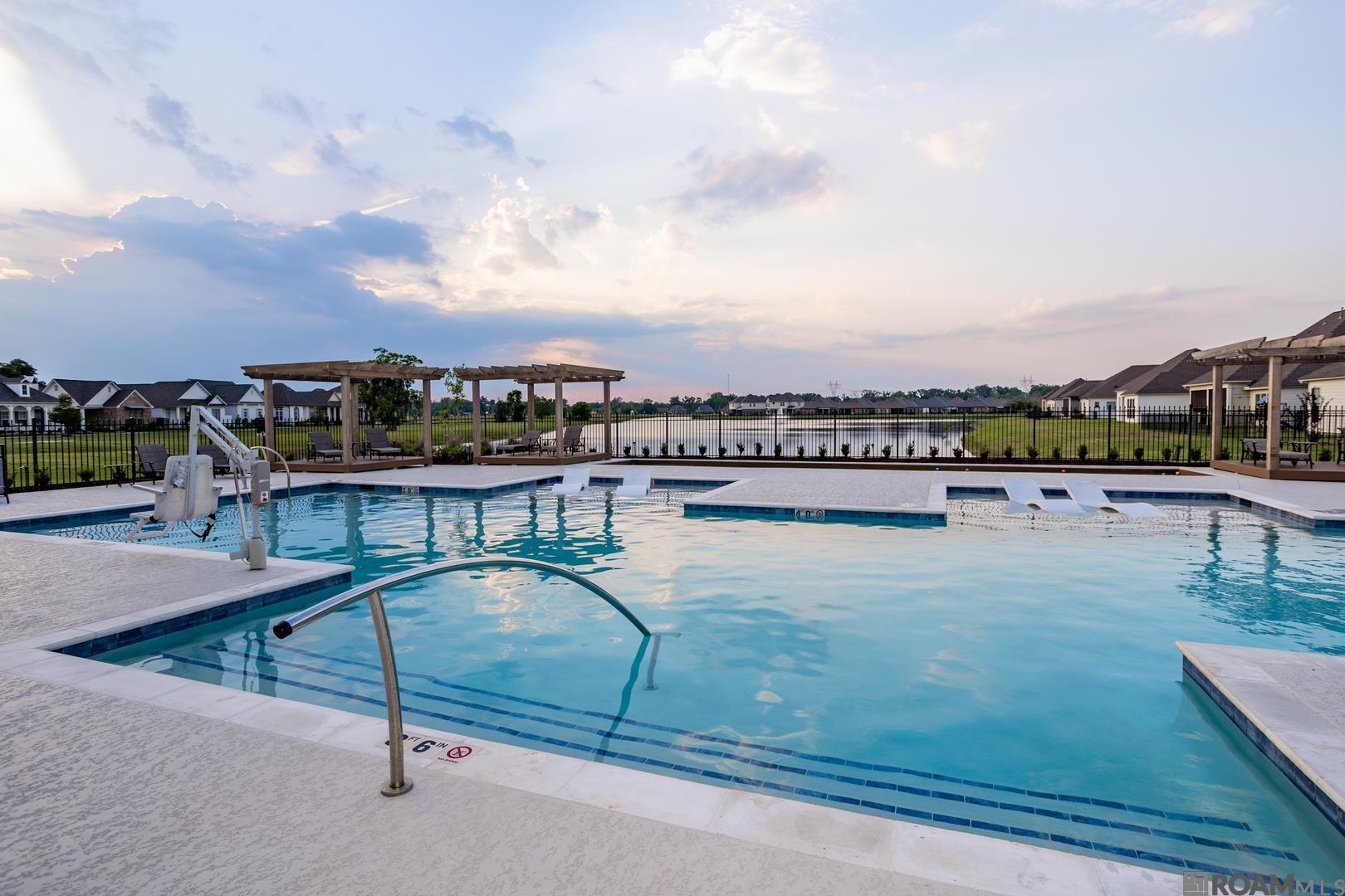 812 Beaumont Dr, Gonzales, LA, 70737