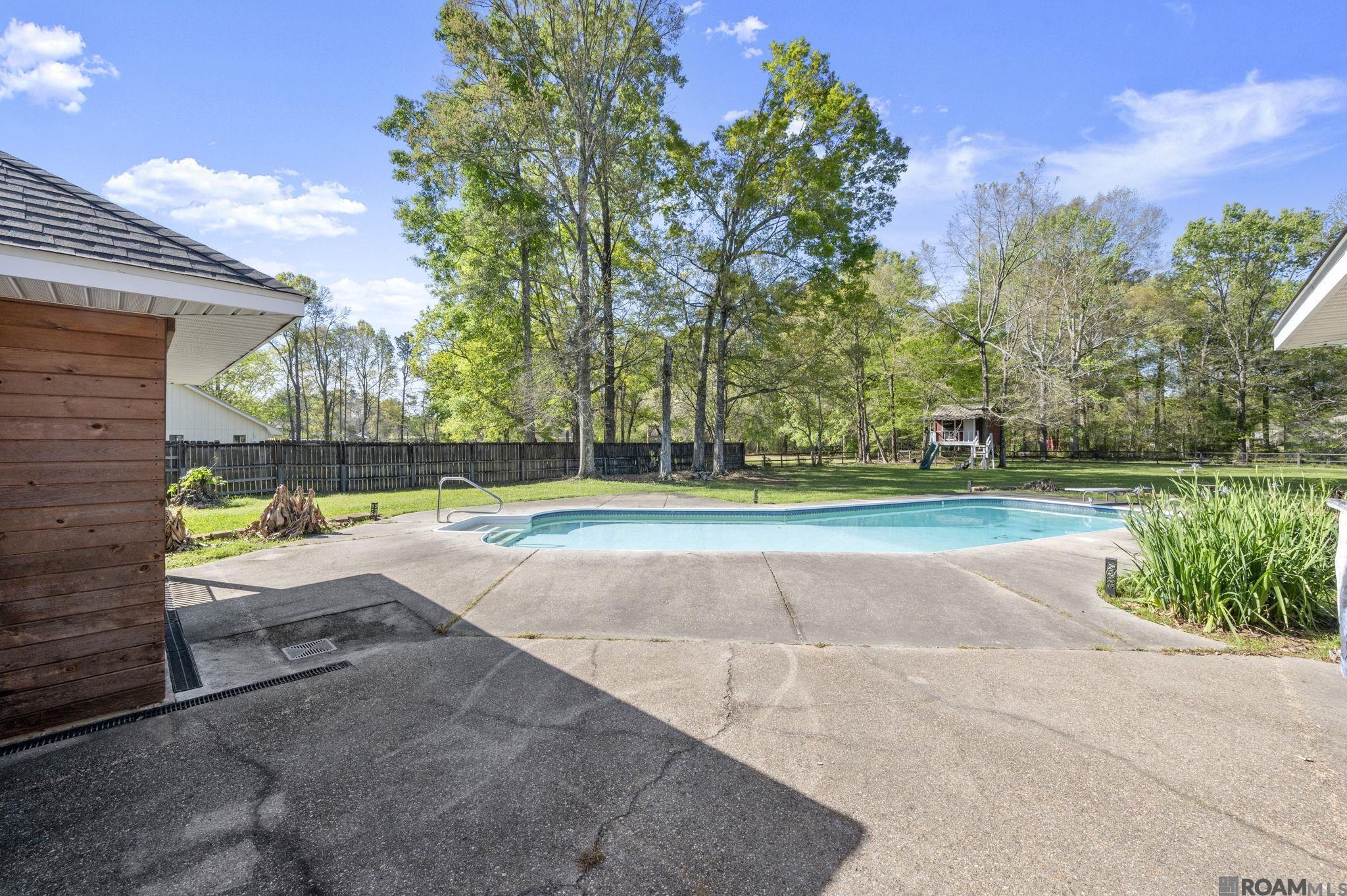 7936 Ben Fugler Rd, Denham Springs, LA, 70706