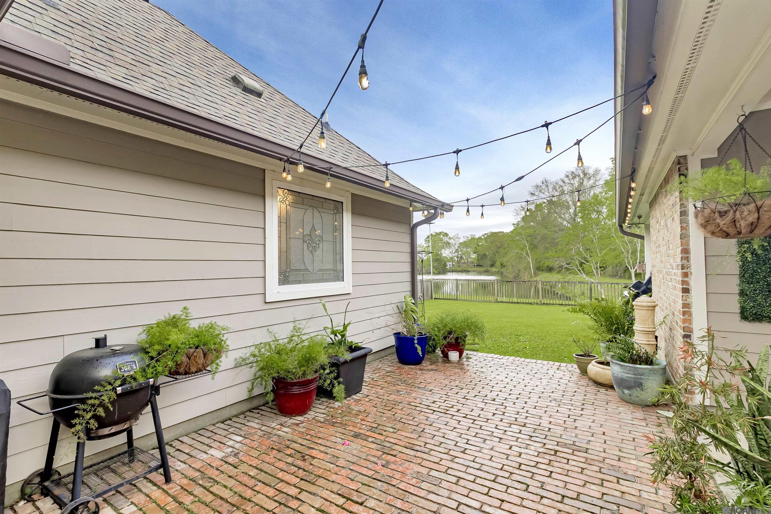 10152 Autumn Ct, Denham Springs, LA, 70726