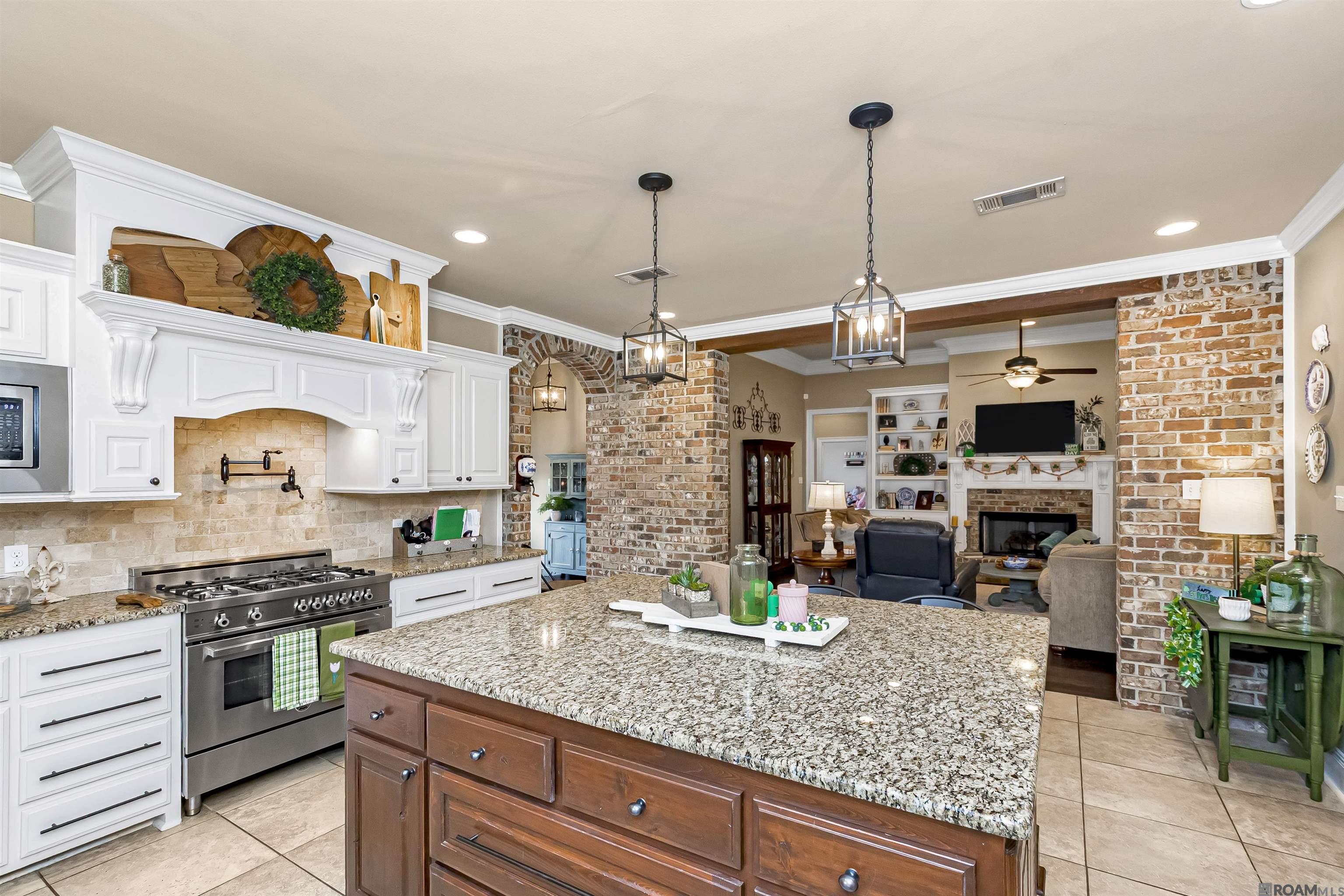 10152 Autumn Ct, Denham Springs, LA, 70726