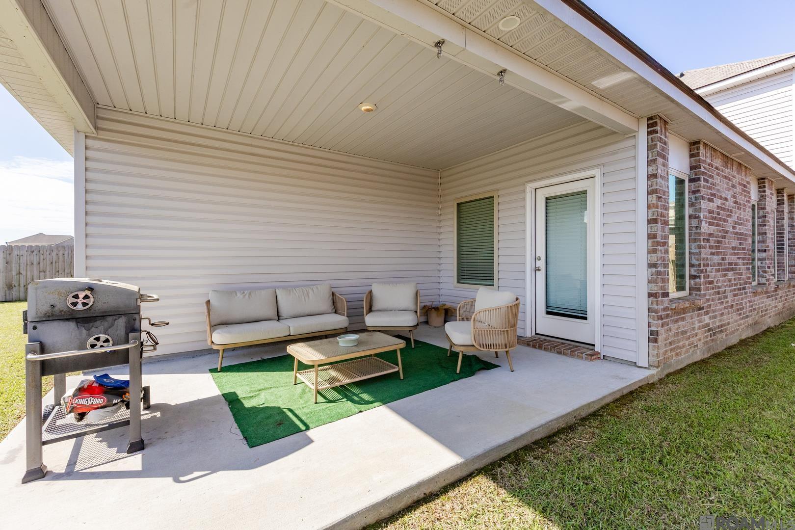 7520 Scarlet Oak Dr, Gonzales, LA, 70737