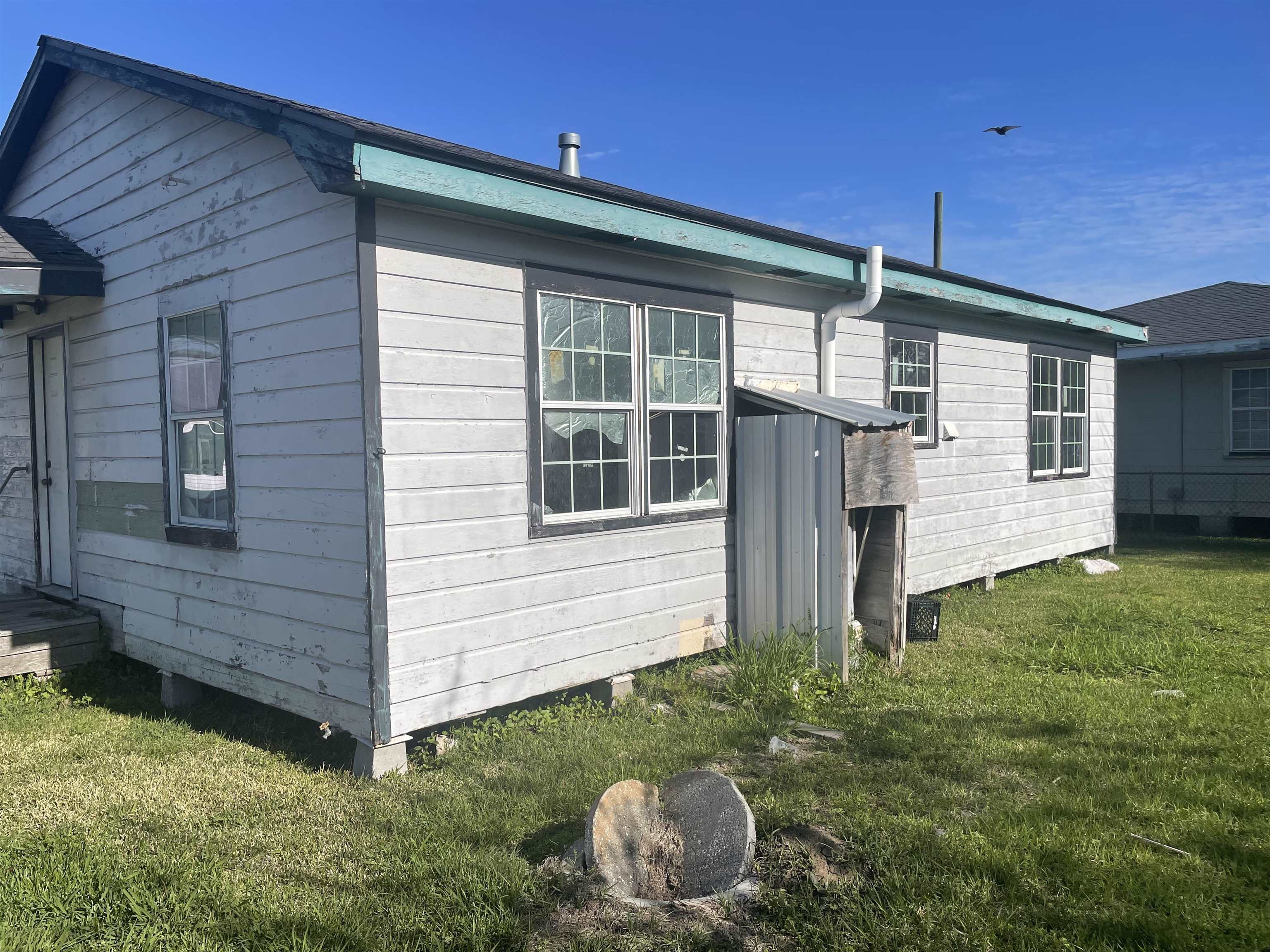 331 St Louis St, Raceland, LA, 70394