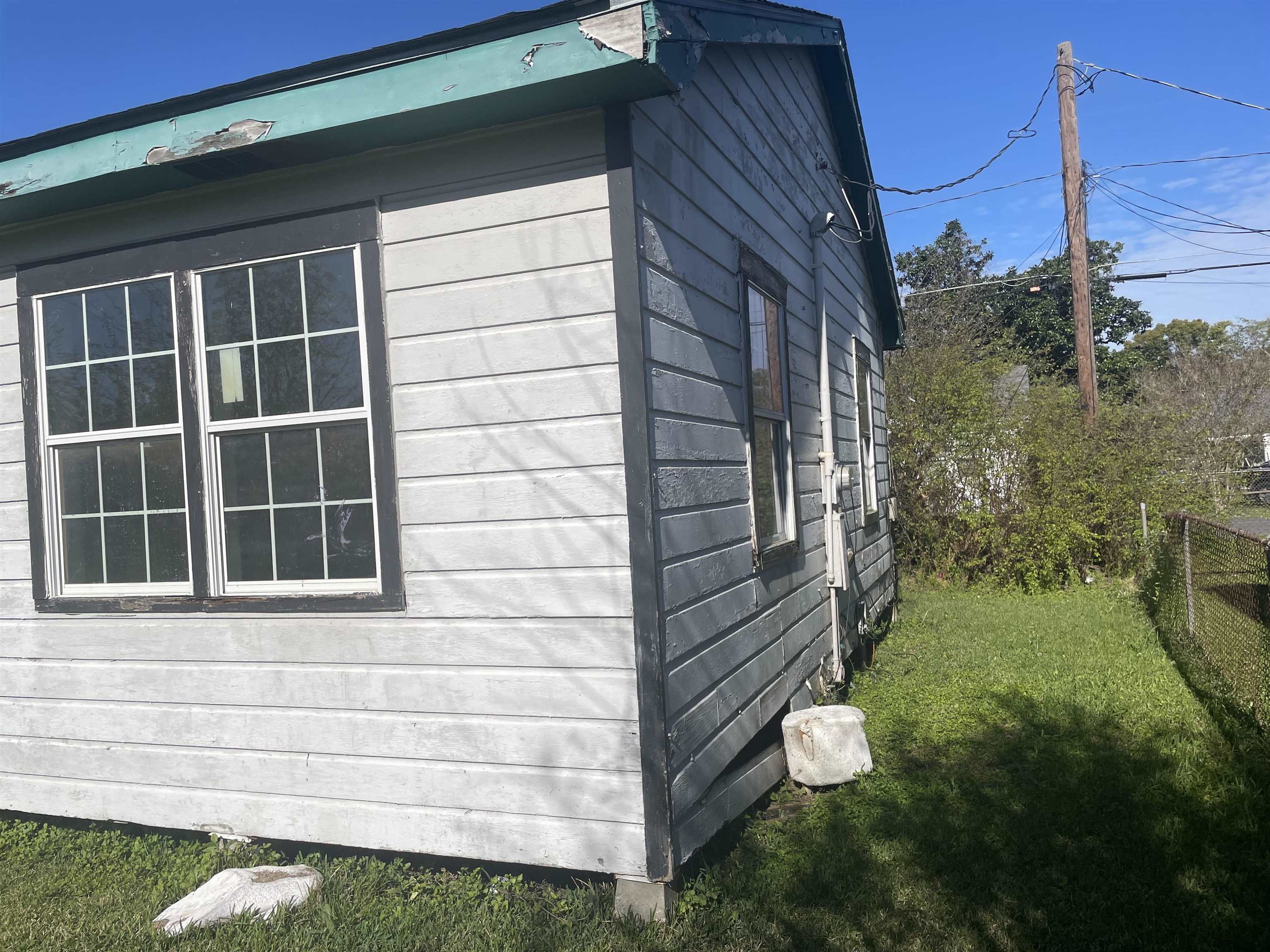 331 St Louis St, Raceland, LA, 70394