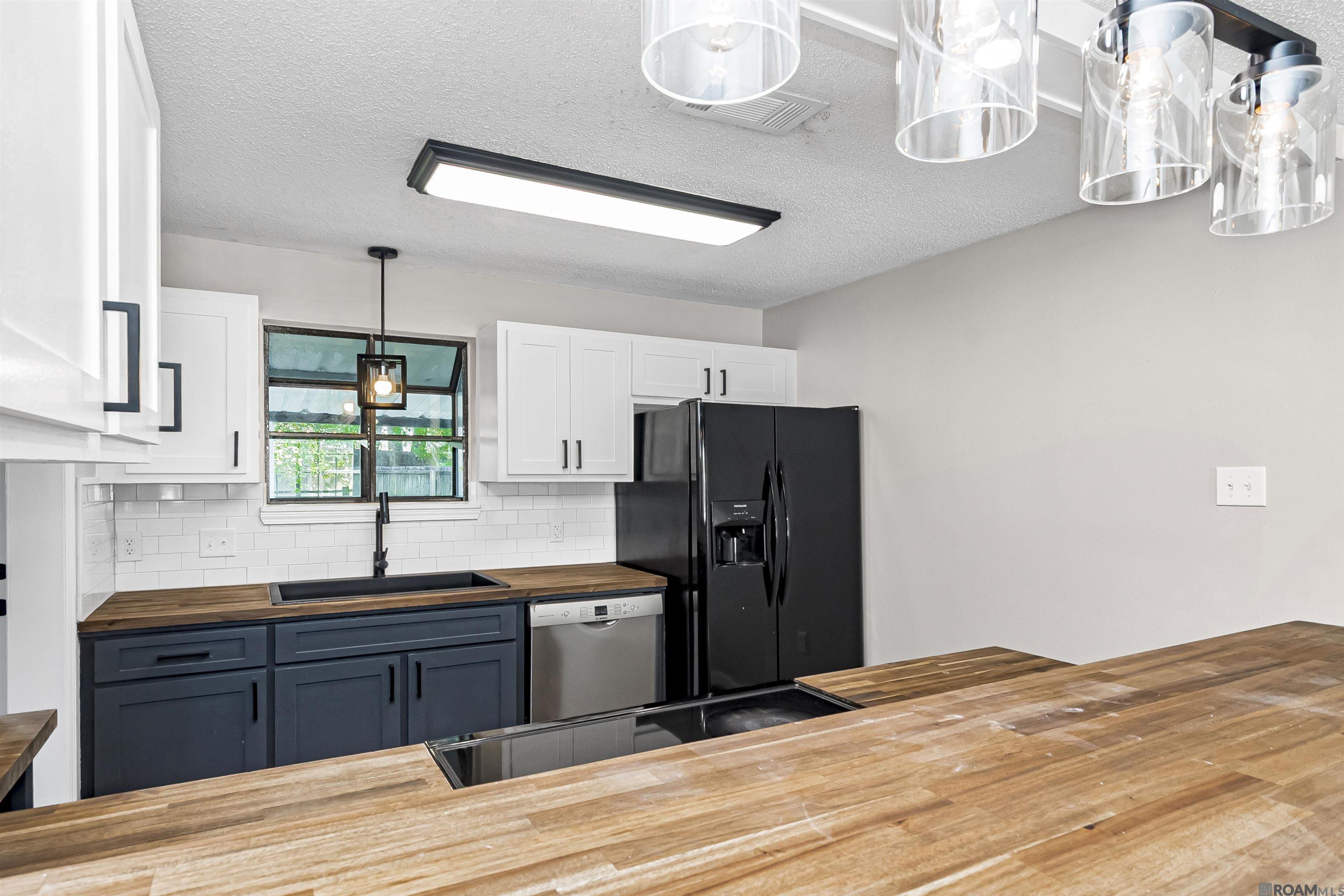 17120 Willow Oak Aly, Prairieville, LA, 70769