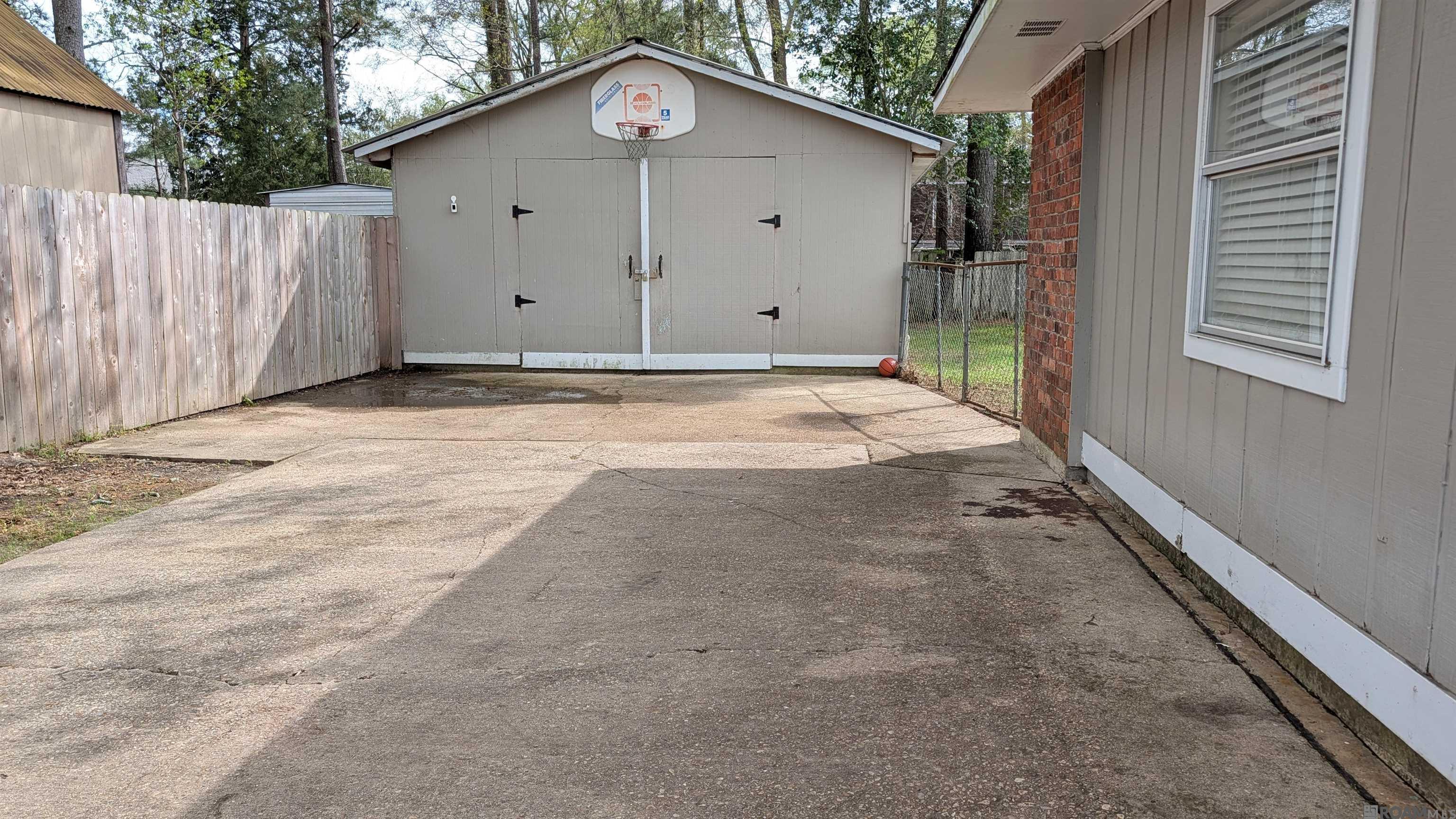 13702 Calcasieu Ave, Central, LA, 70818