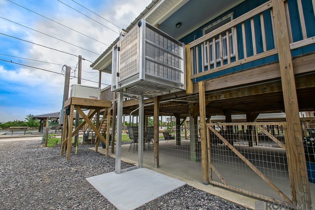 6421 La Hwy 56, Chauvin, LA, 70344