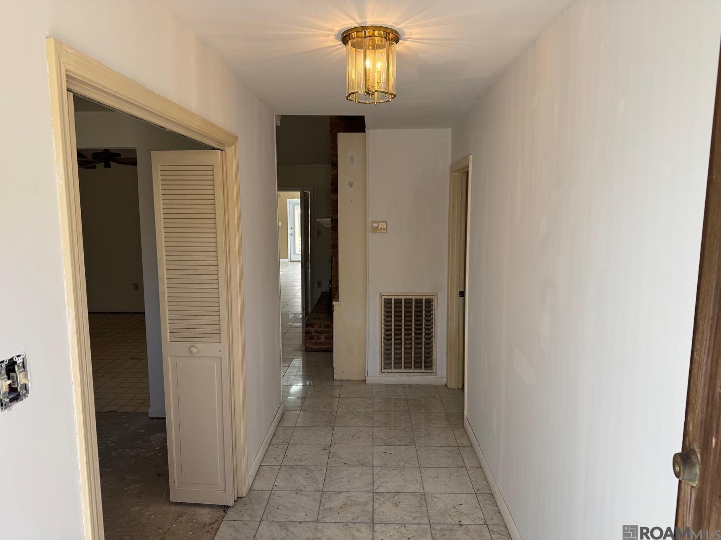 10525 Rondo Ave, Baton Rouge, LA, 70815