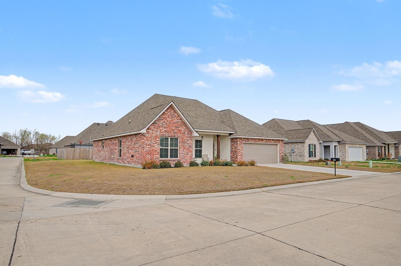 321 Carriage Way, Thibodaux, LA, 70301
