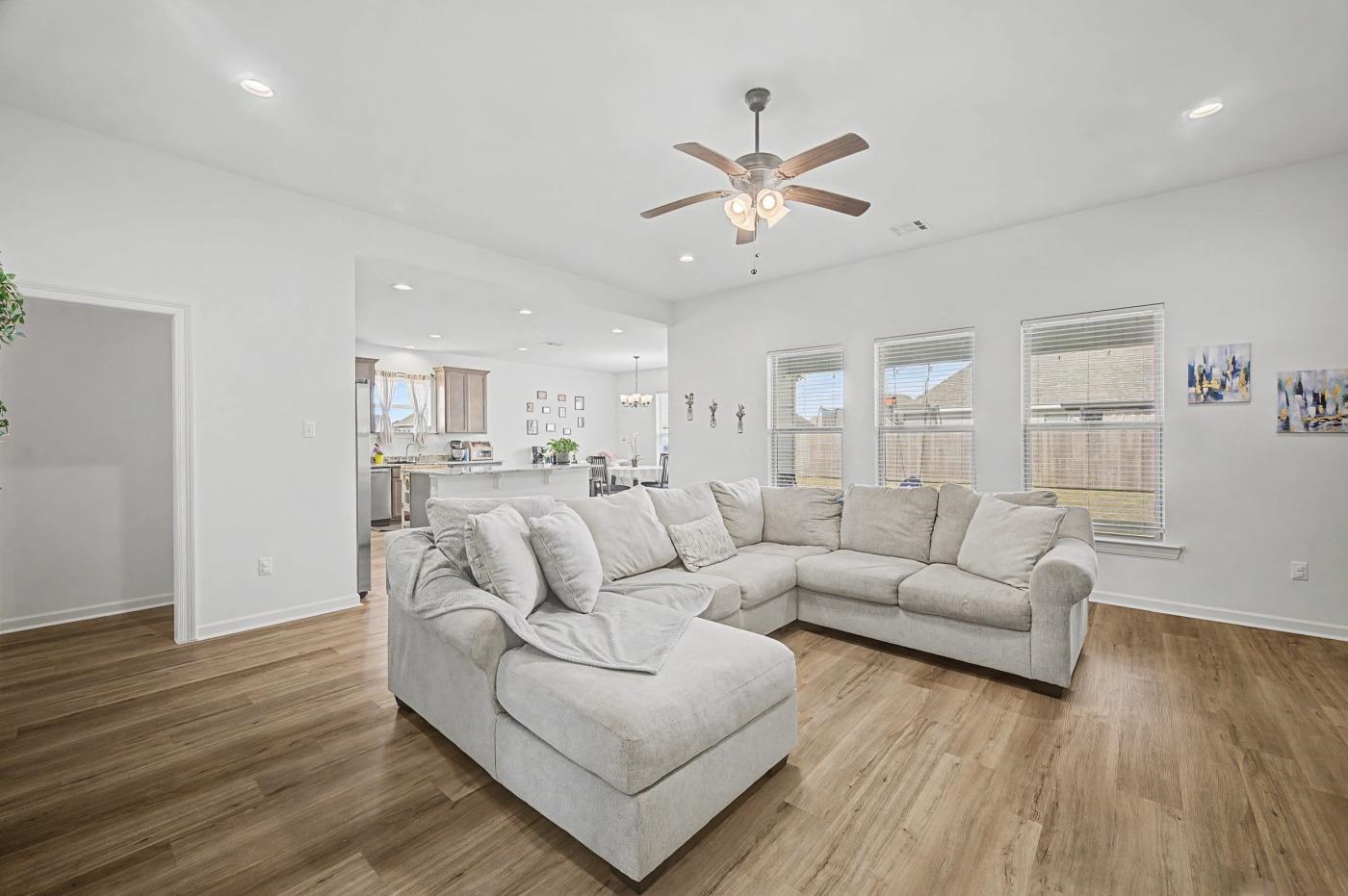 321 Carriage Way, Thibodaux, LA, 70301