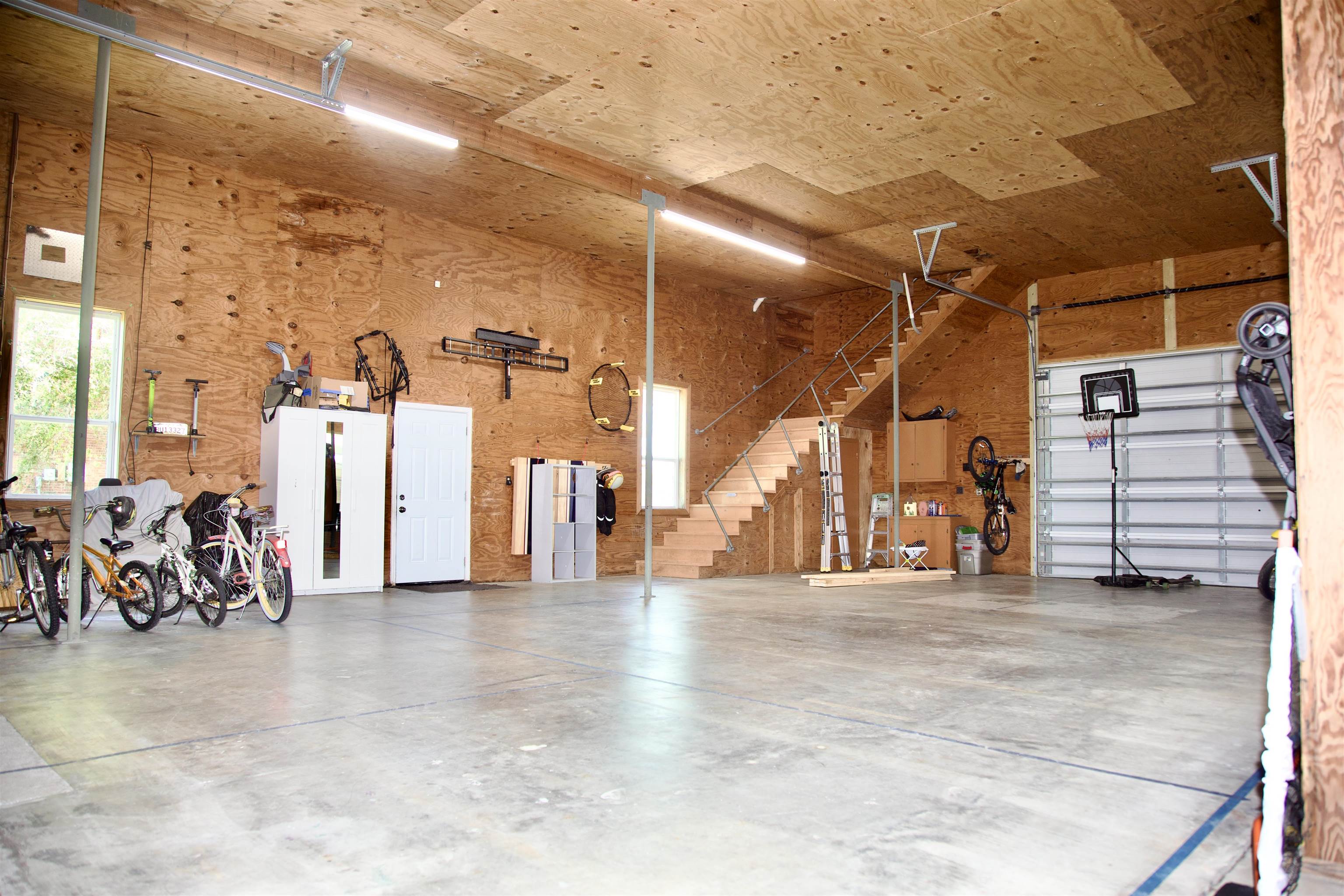 128 E 43rd Place, Cut Off, LA, 70345