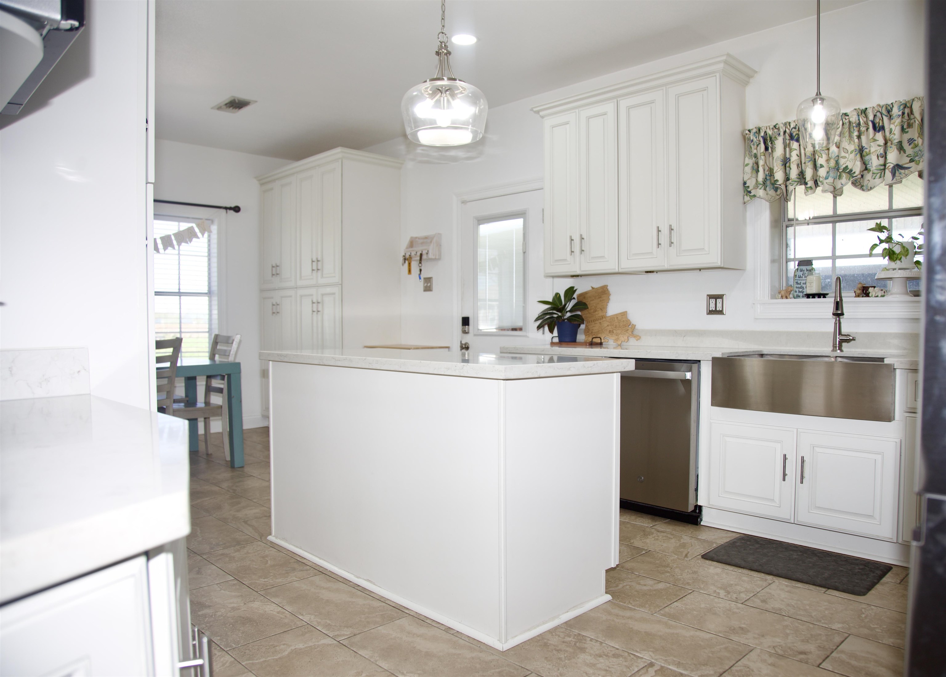 128 E 43rd Place, Cut Off, LA, 70345