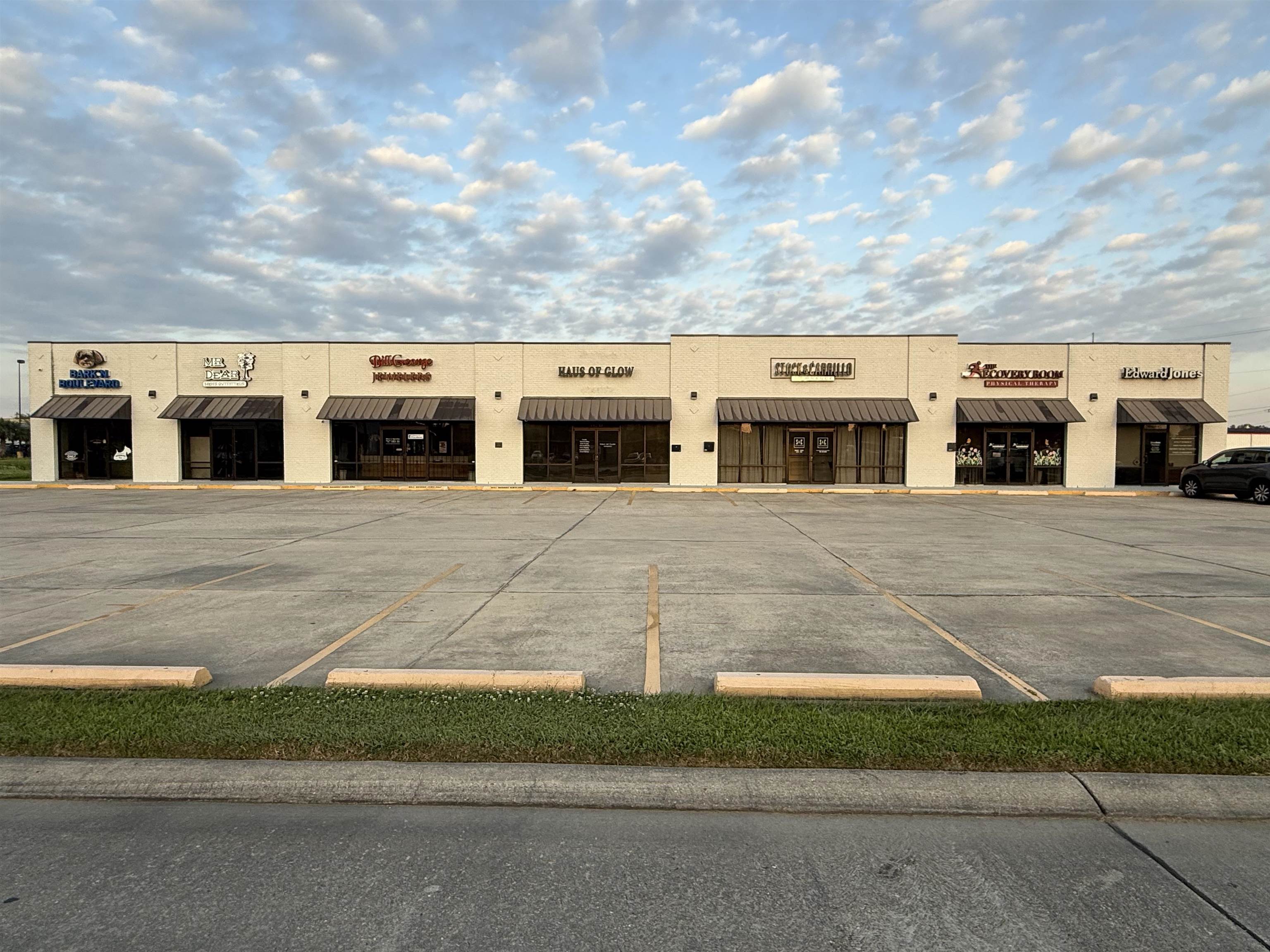 142 Laura Dr, Thibodaux, LA, 70301