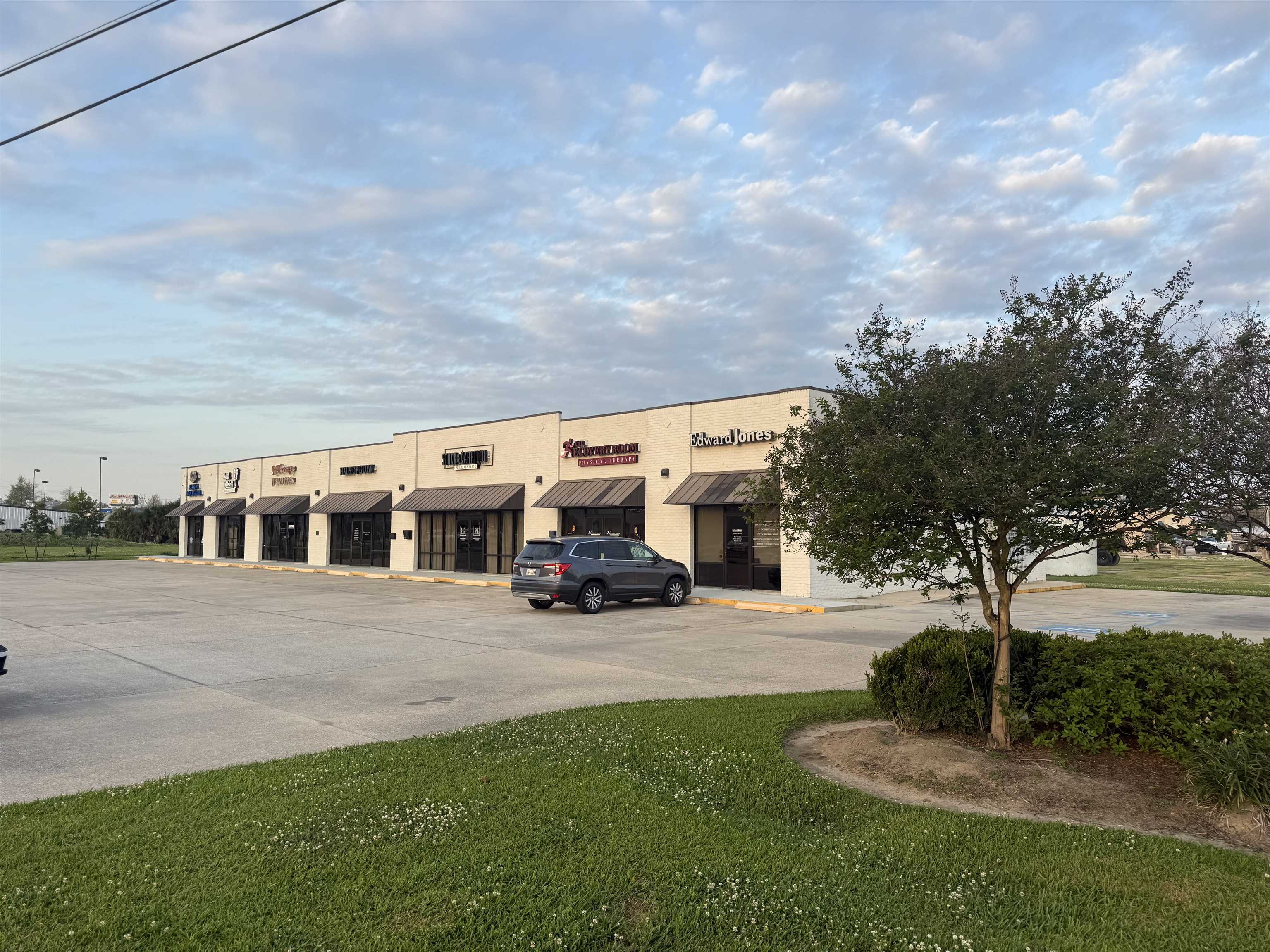 142 Laura Dr, Thibodaux, LA, 70301