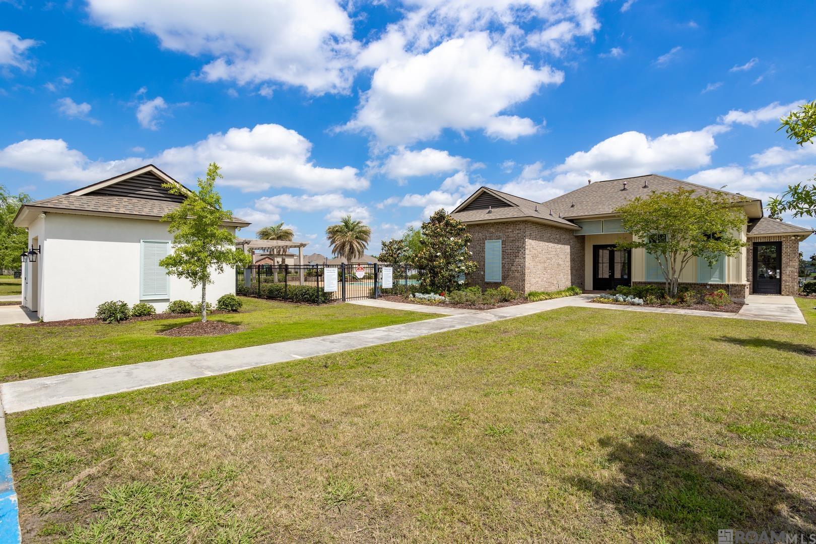 8021 Derick Ave, Baton Rouge, LA, 70820