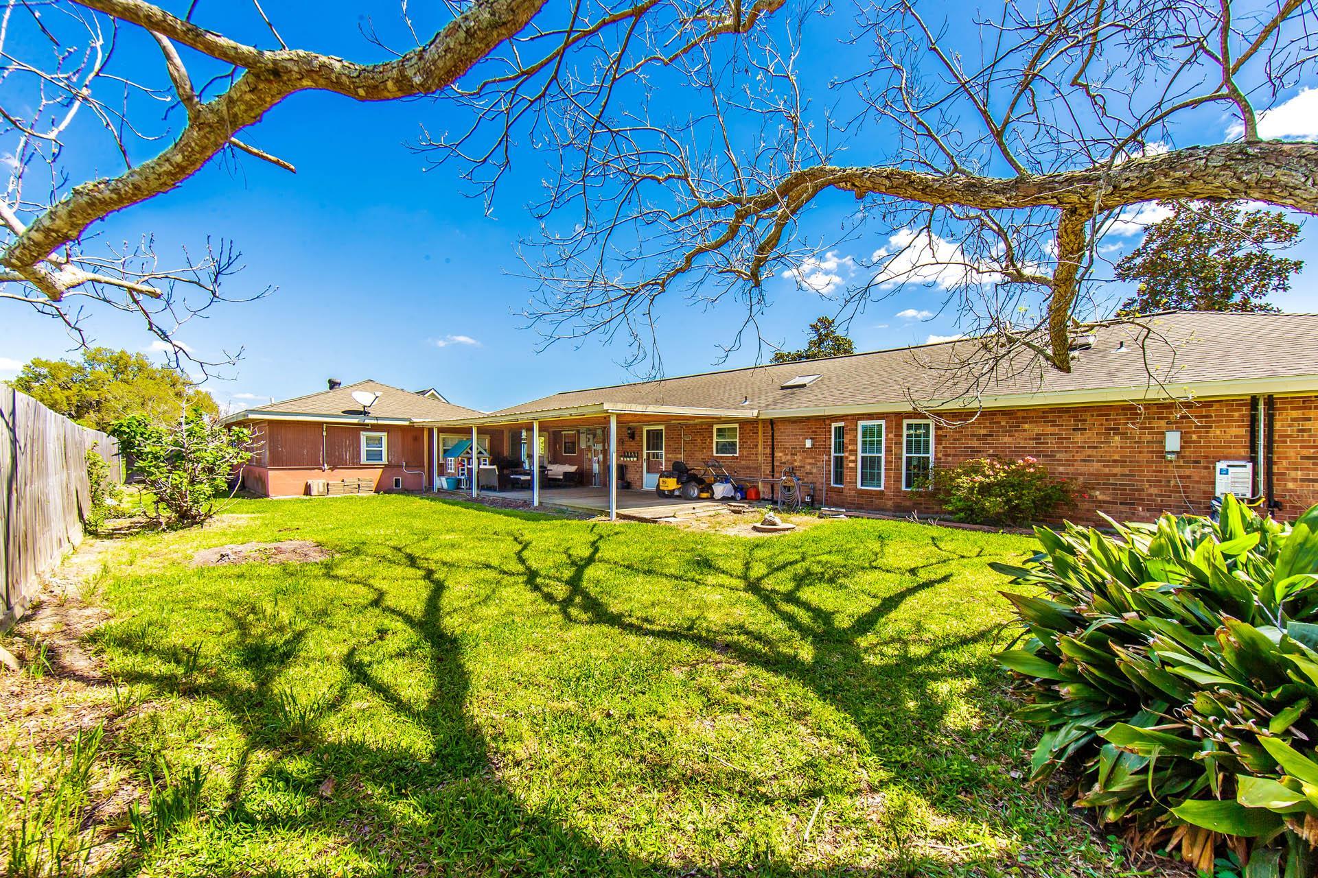 101 Bayou Bend Dr, Houma, LA, 70364