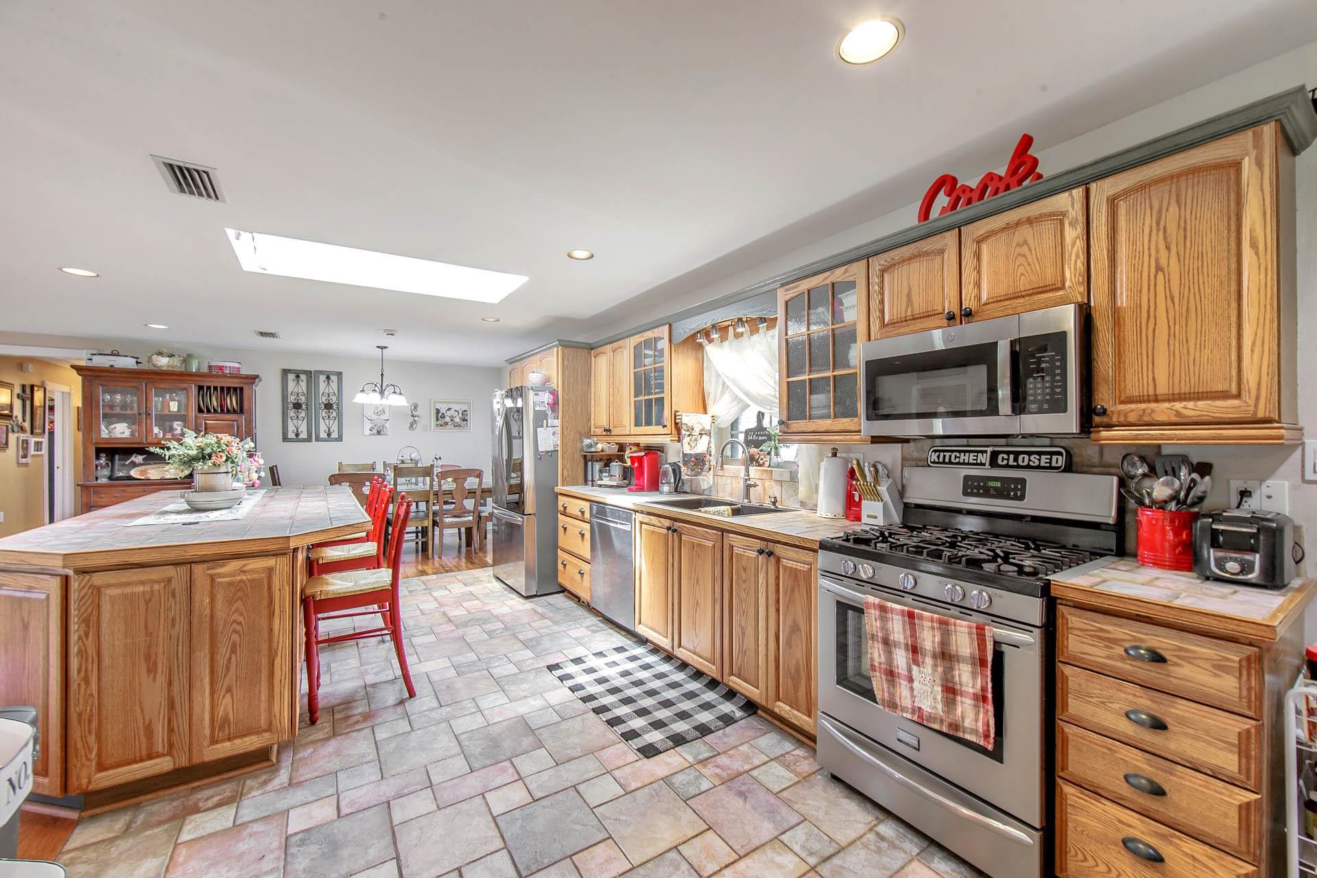 101 Bayou Bend Dr, Houma, LA, 70364