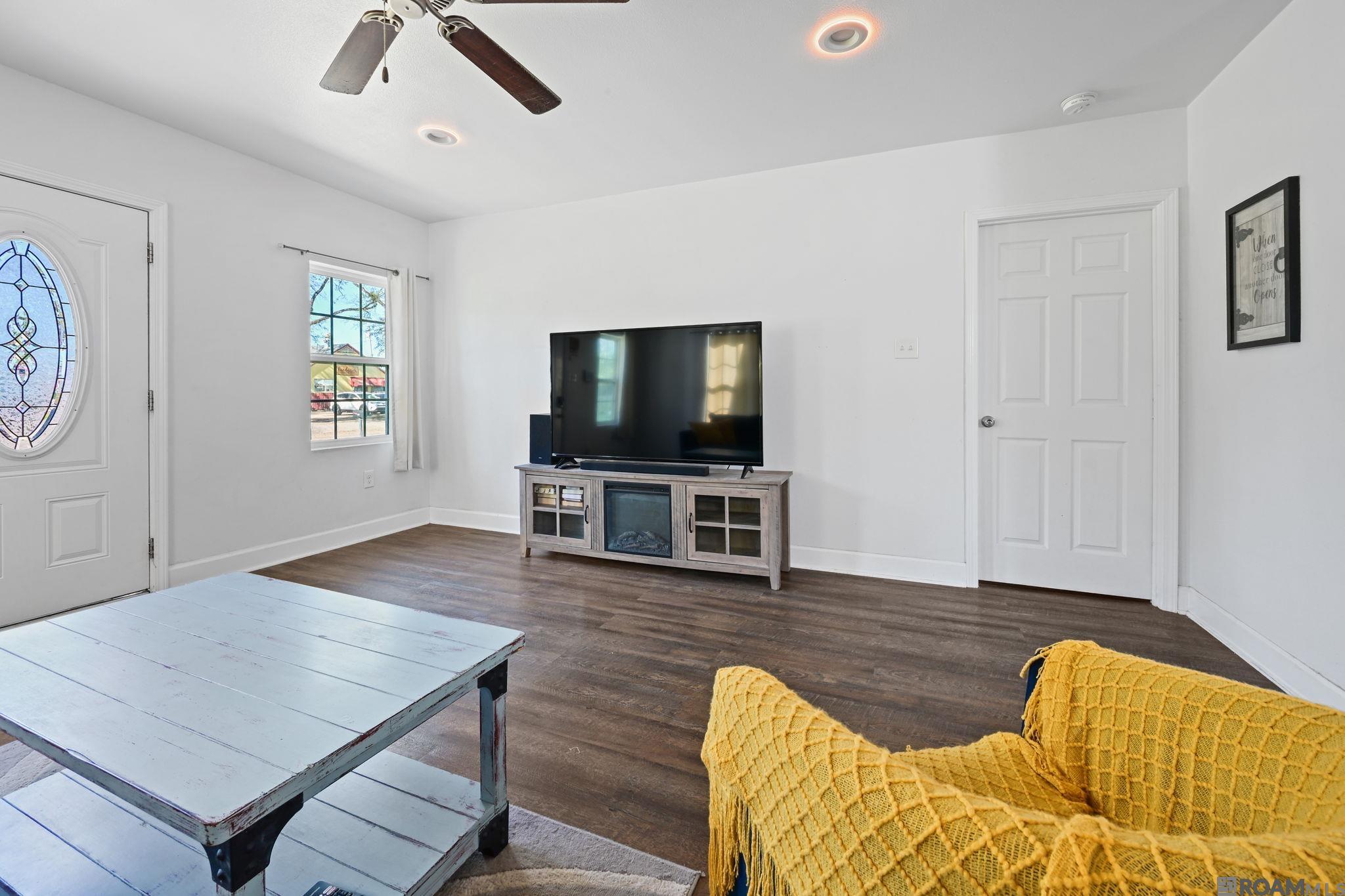 237 Capitol St, Denham Springs, LA, 70726