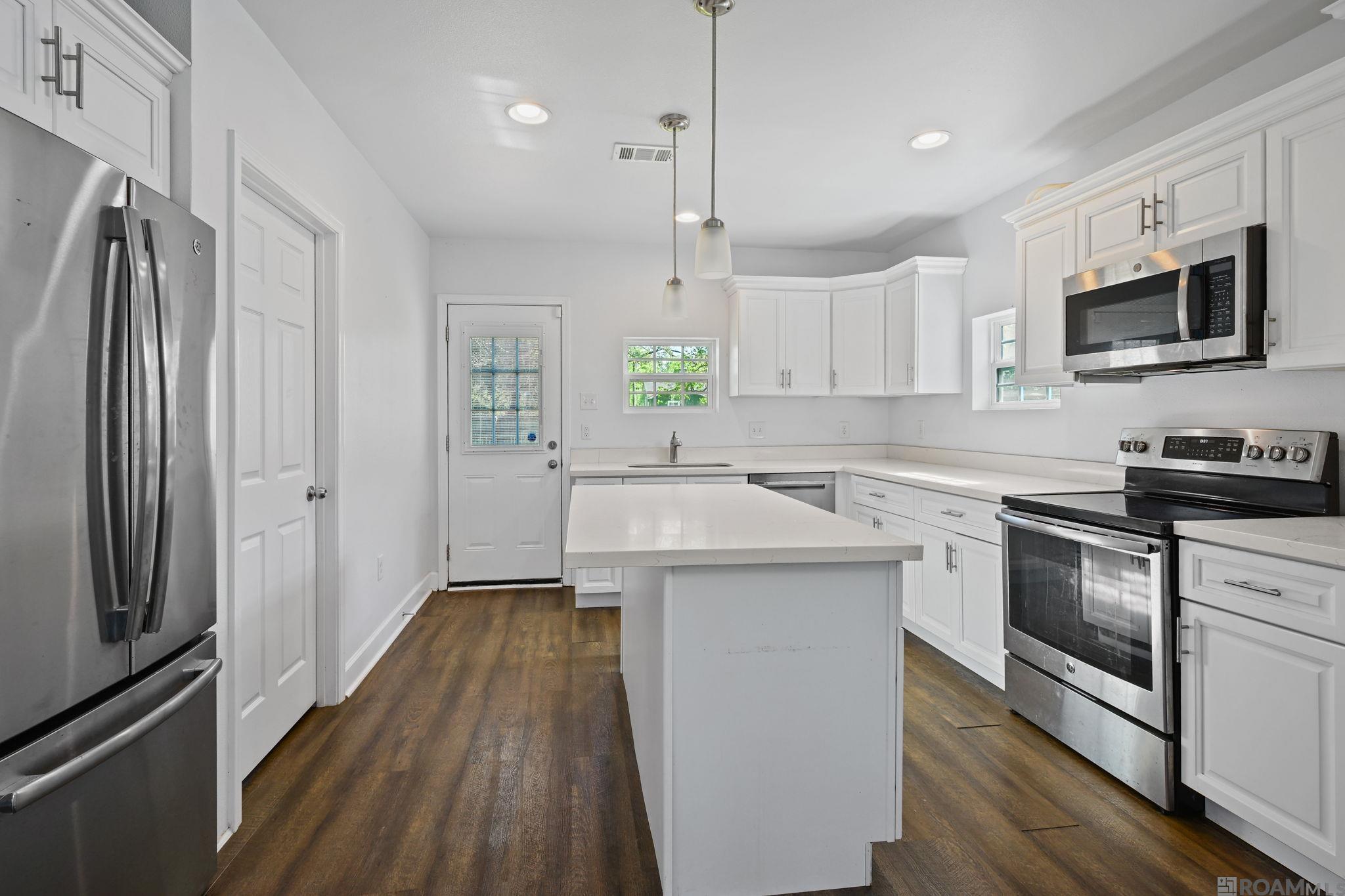 237 Capitol St, Denham Springs, LA, 70726