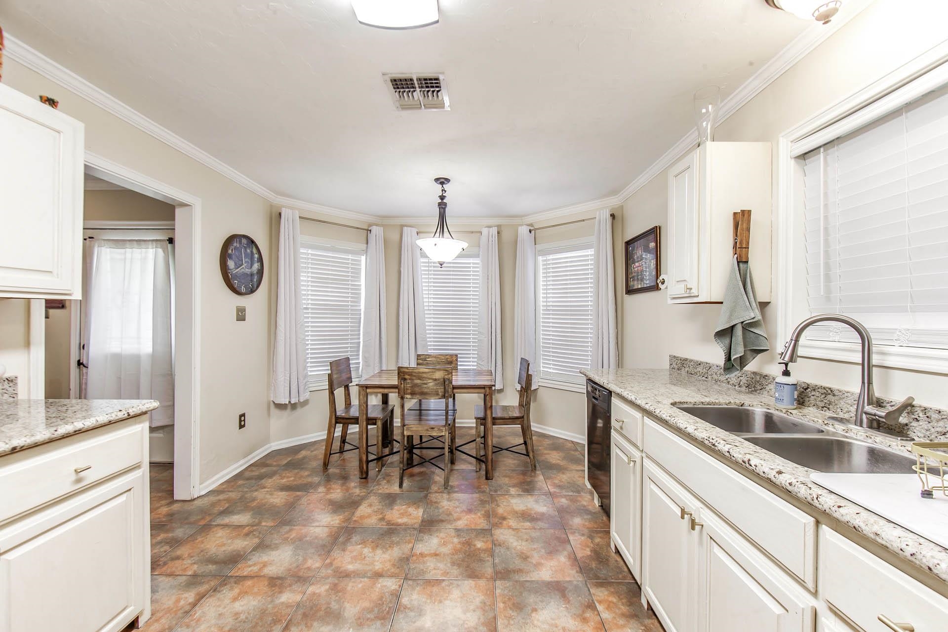 1133 W Camilla Dr, Thibodaux, LA, 70301