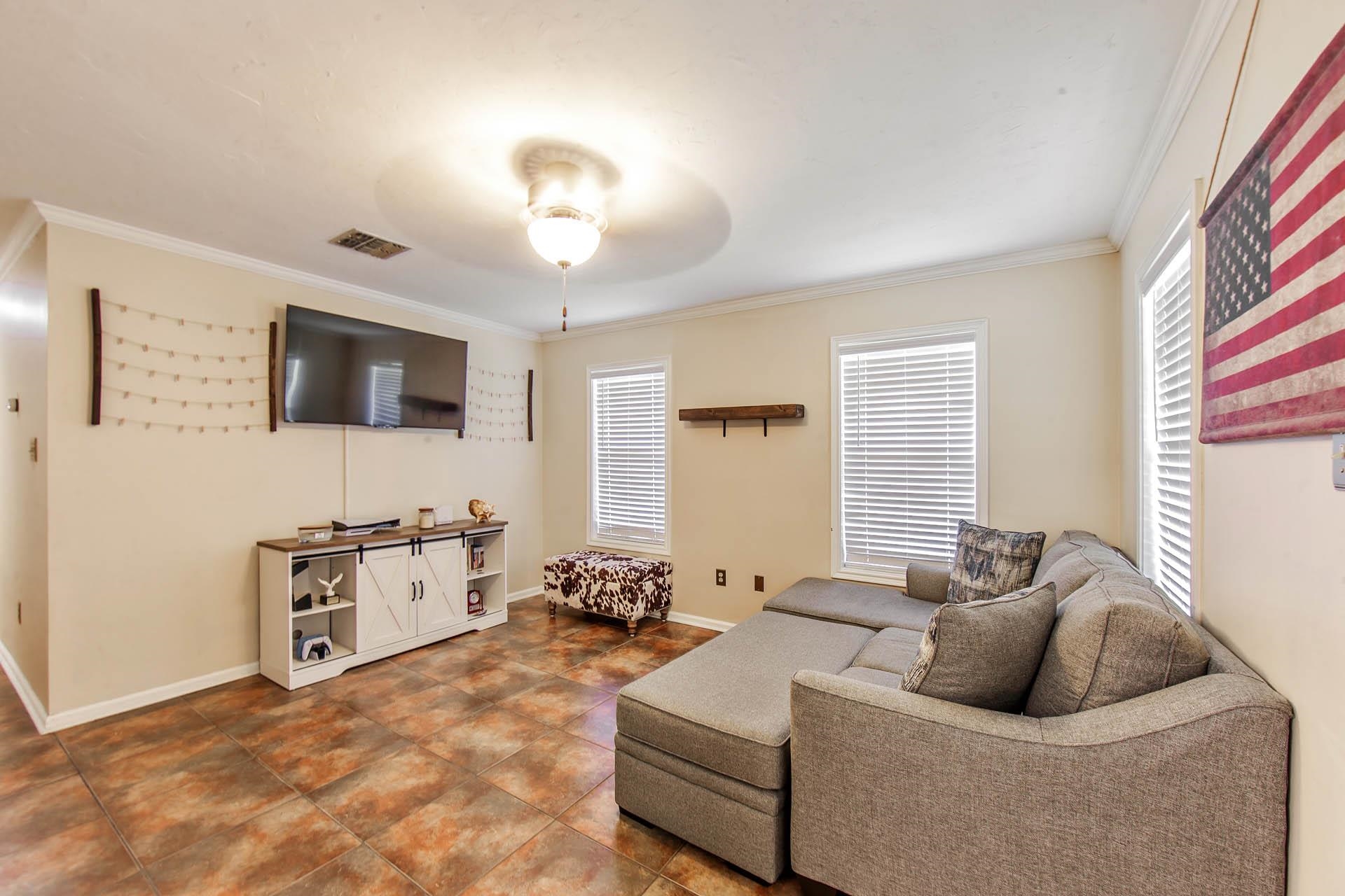 1133 W Camilla Dr, Thibodaux, LA, 70301