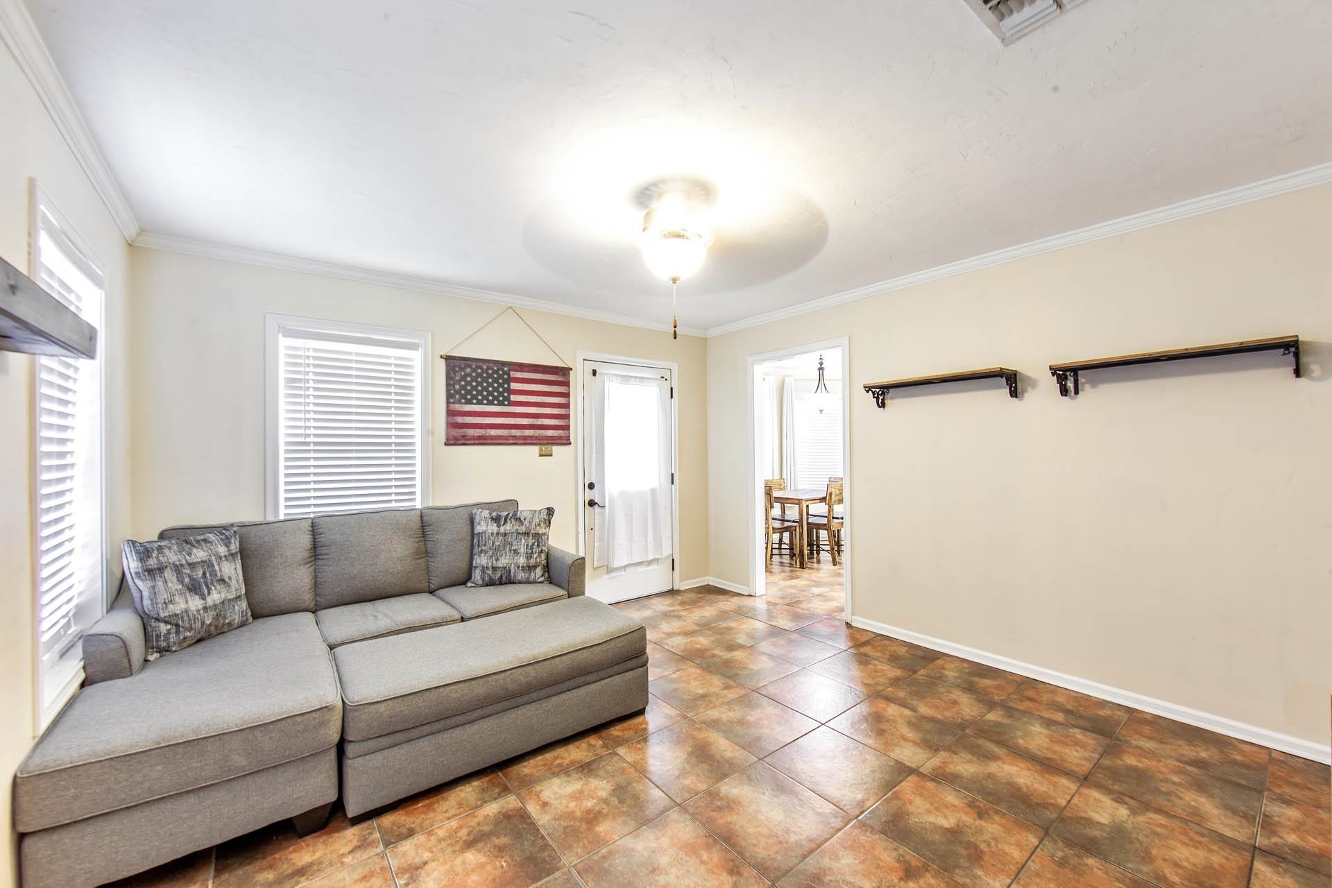 1133 W Camilla Dr, Thibodaux, LA, 70301