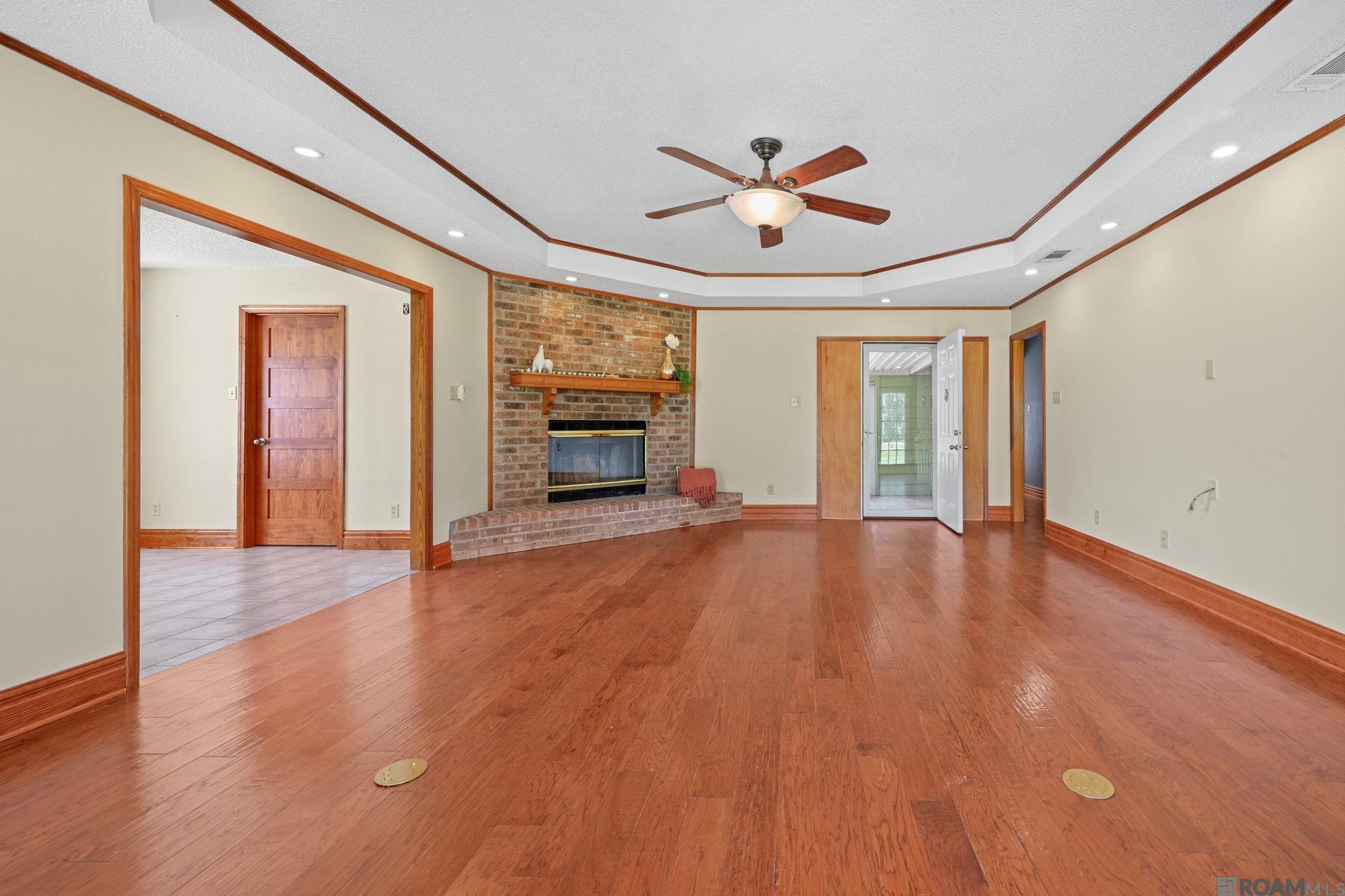 7097 Jim Rushing Rd, Denham Springs, LA, 70706