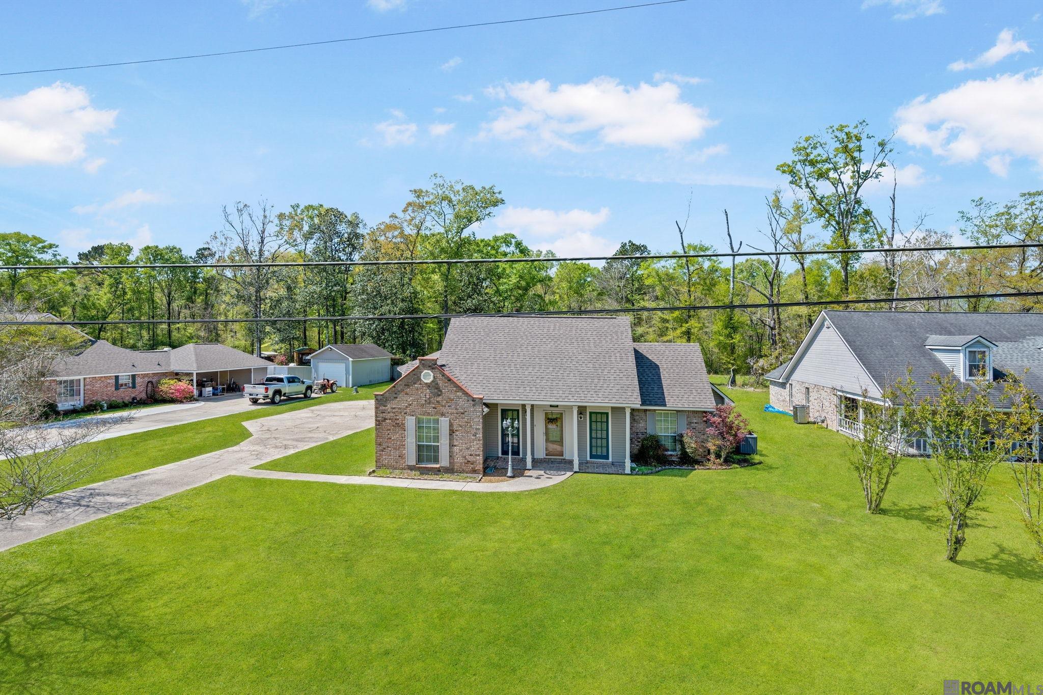 7097 Jim Rushing Rd, Denham Springs, LA, 70706