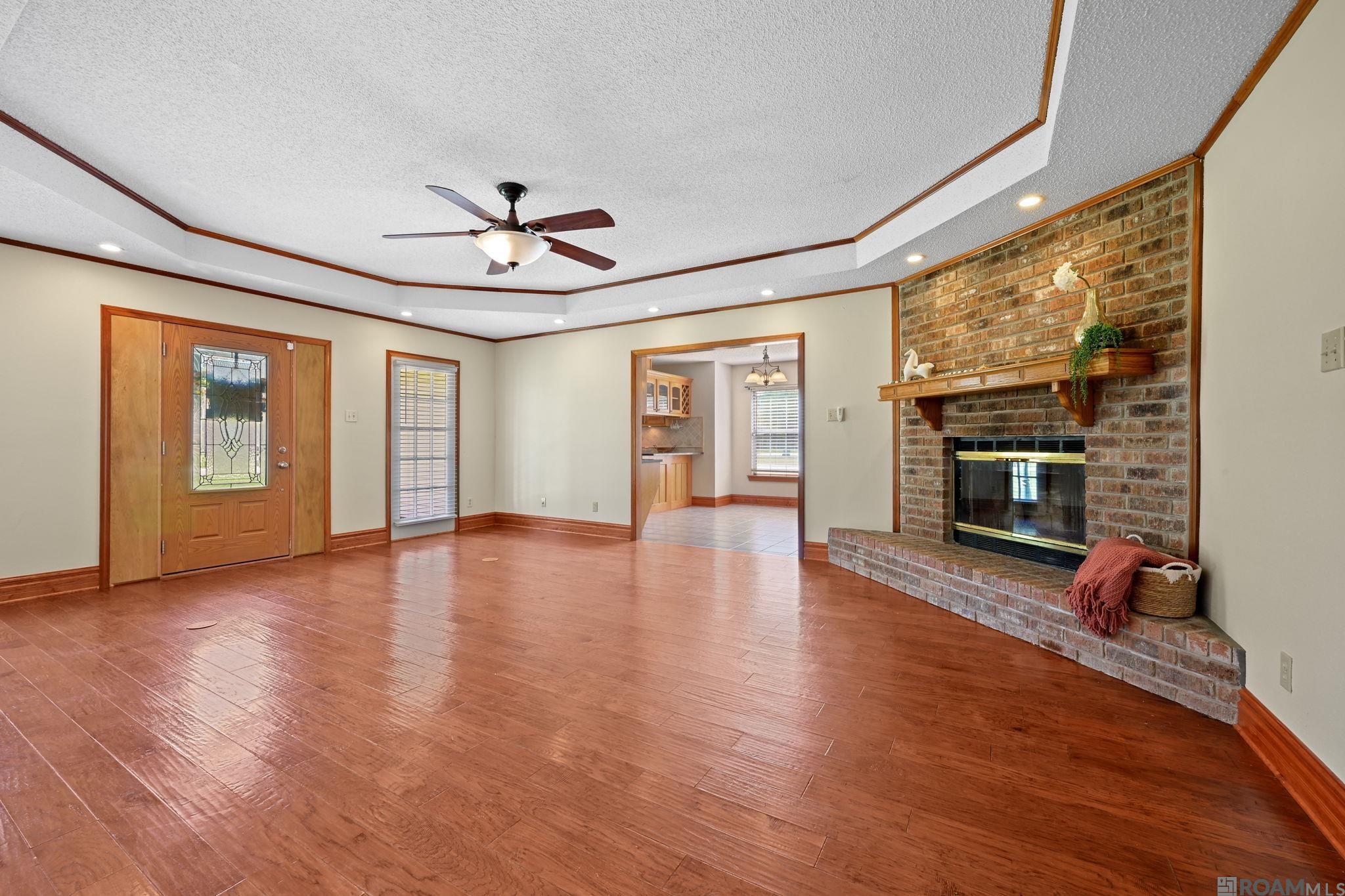 7097 Jim Rushing Rd, Denham Springs, LA, 70706