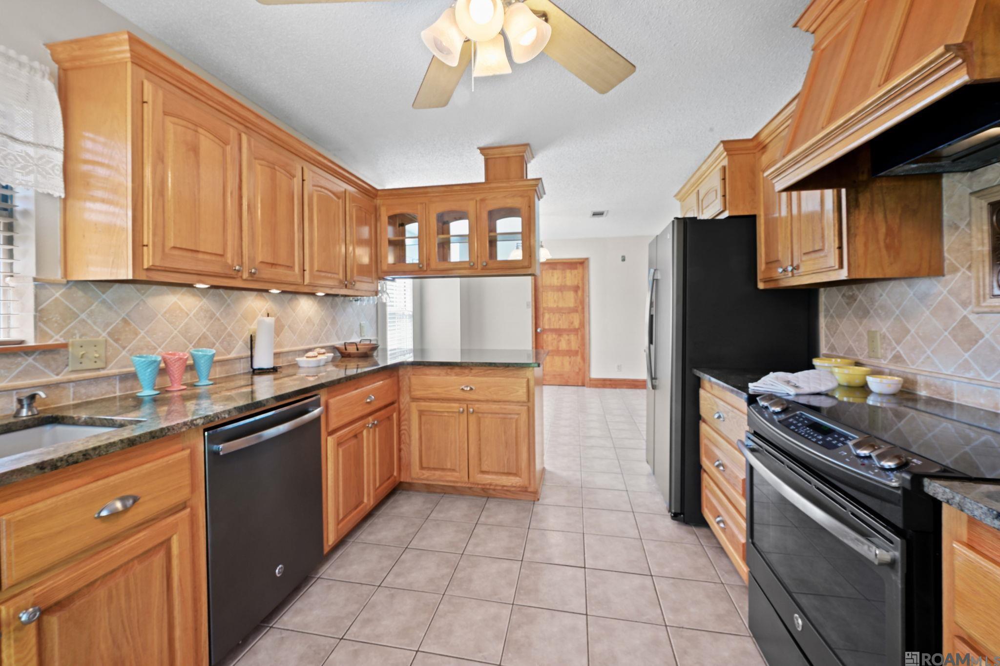 7097 Jim Rushing Rd, Denham Springs, LA, 70706