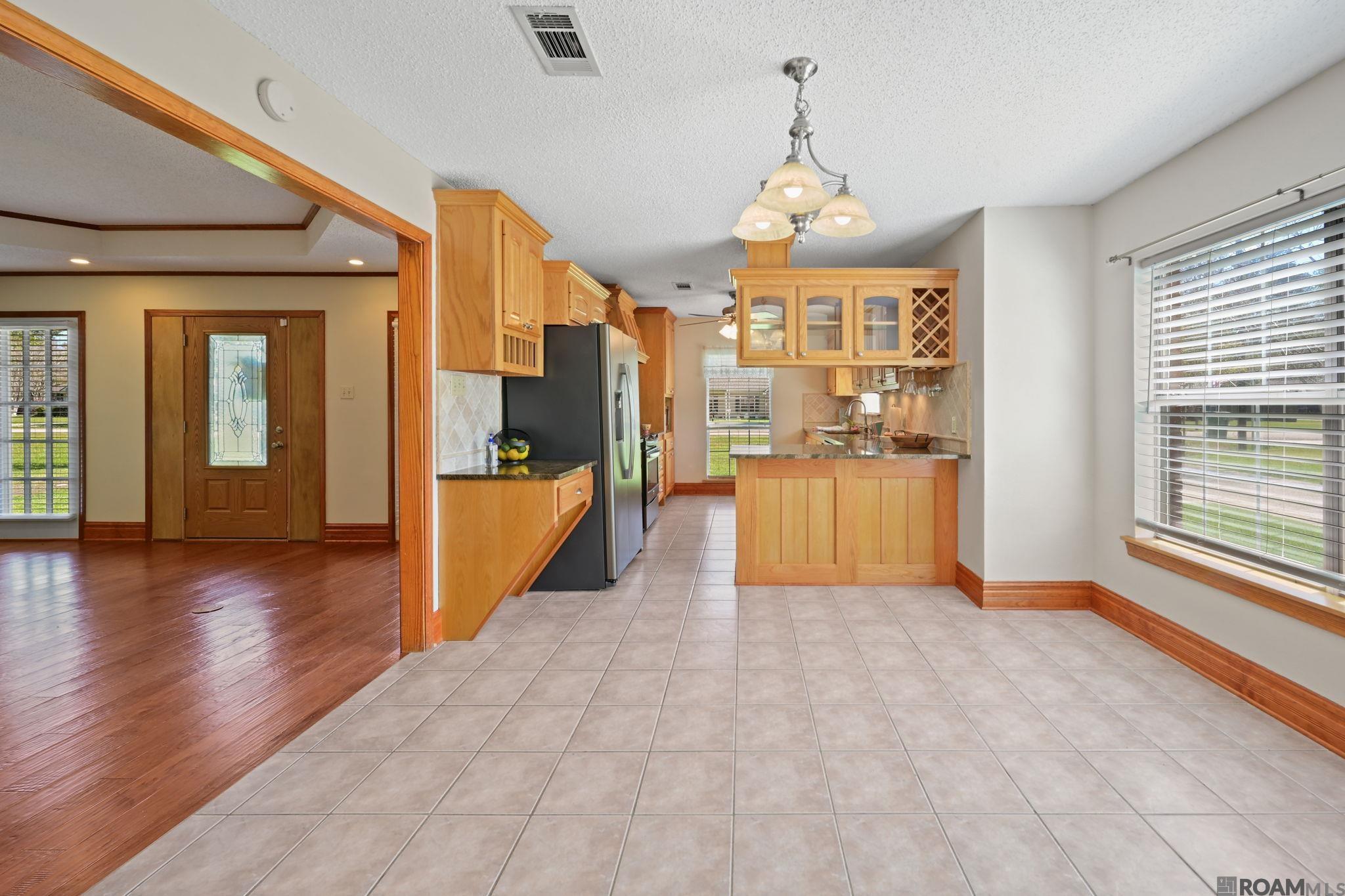 7097 Jim Rushing Rd, Denham Springs, LA, 70706