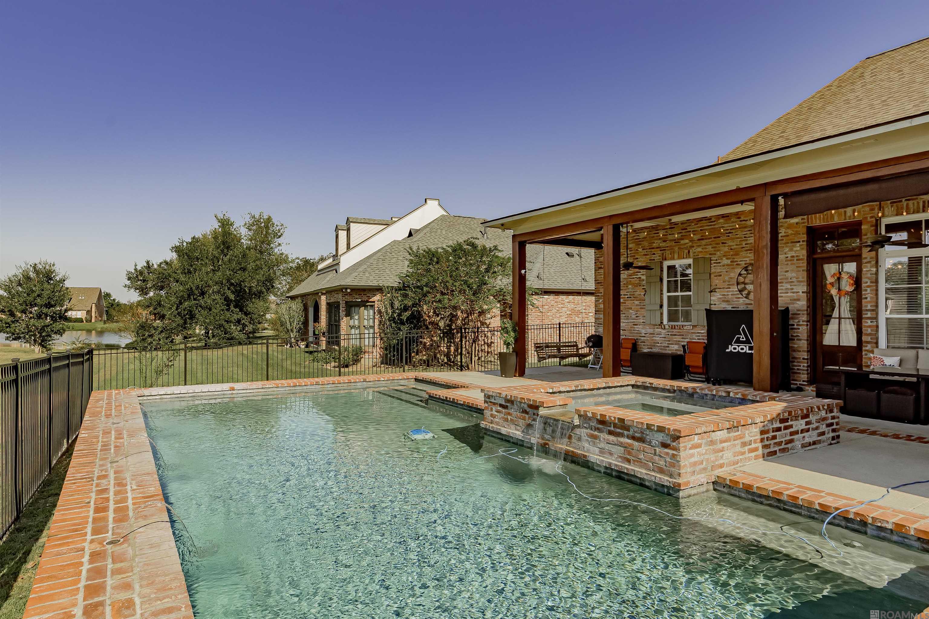 Listings Photo
