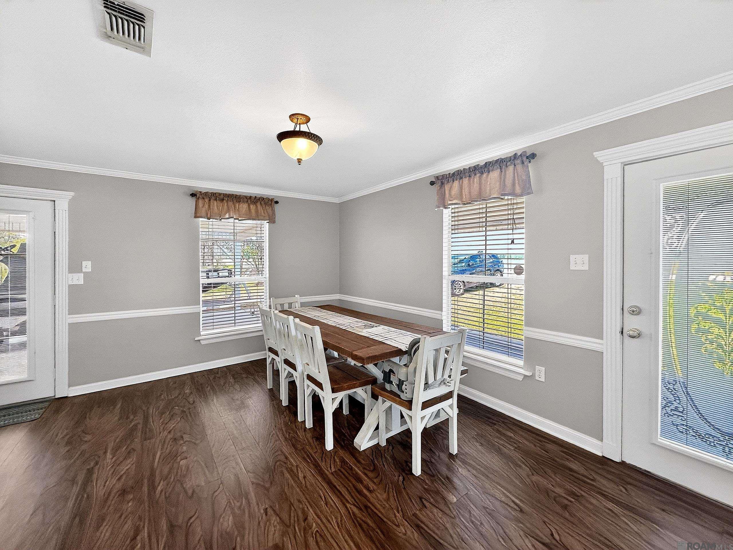 1942 La Hwy 1041, Holden, LA, 70744