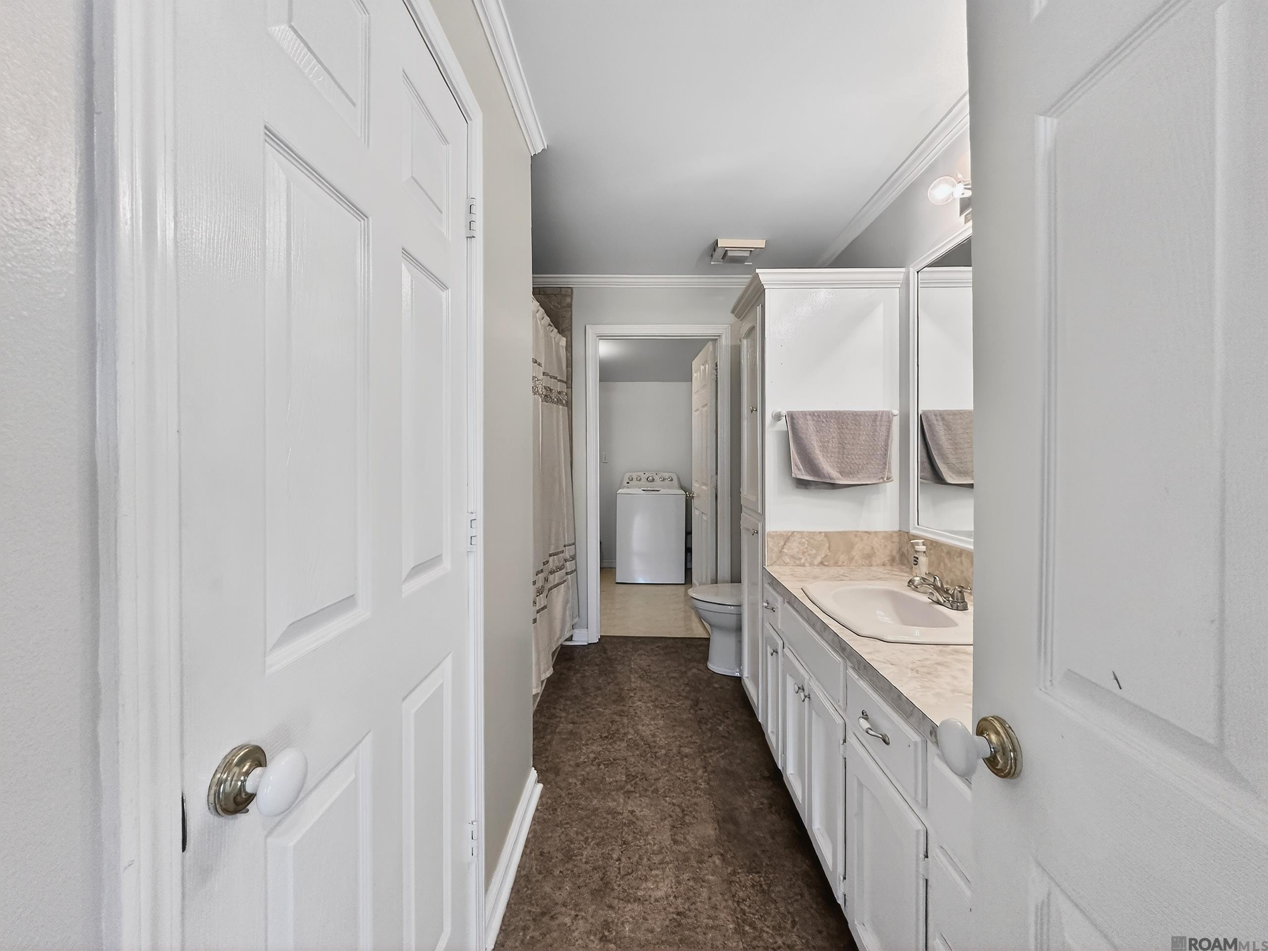 1942 La Hwy 1041, Holden, LA, 70744