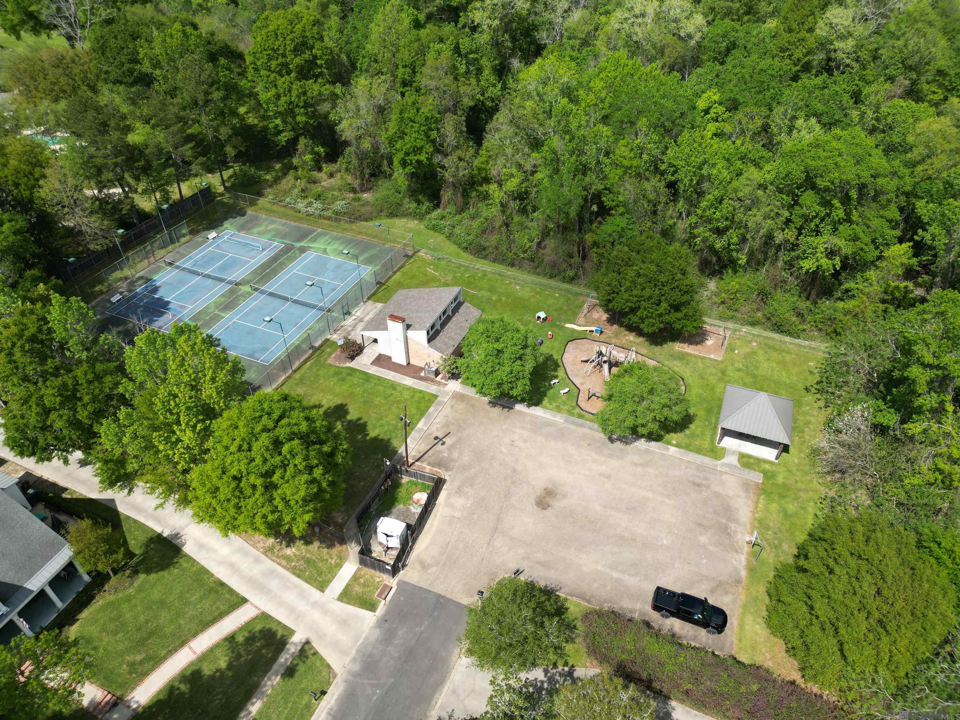 621 W Woodruff Dr, Baton Rouge, LA, 70808