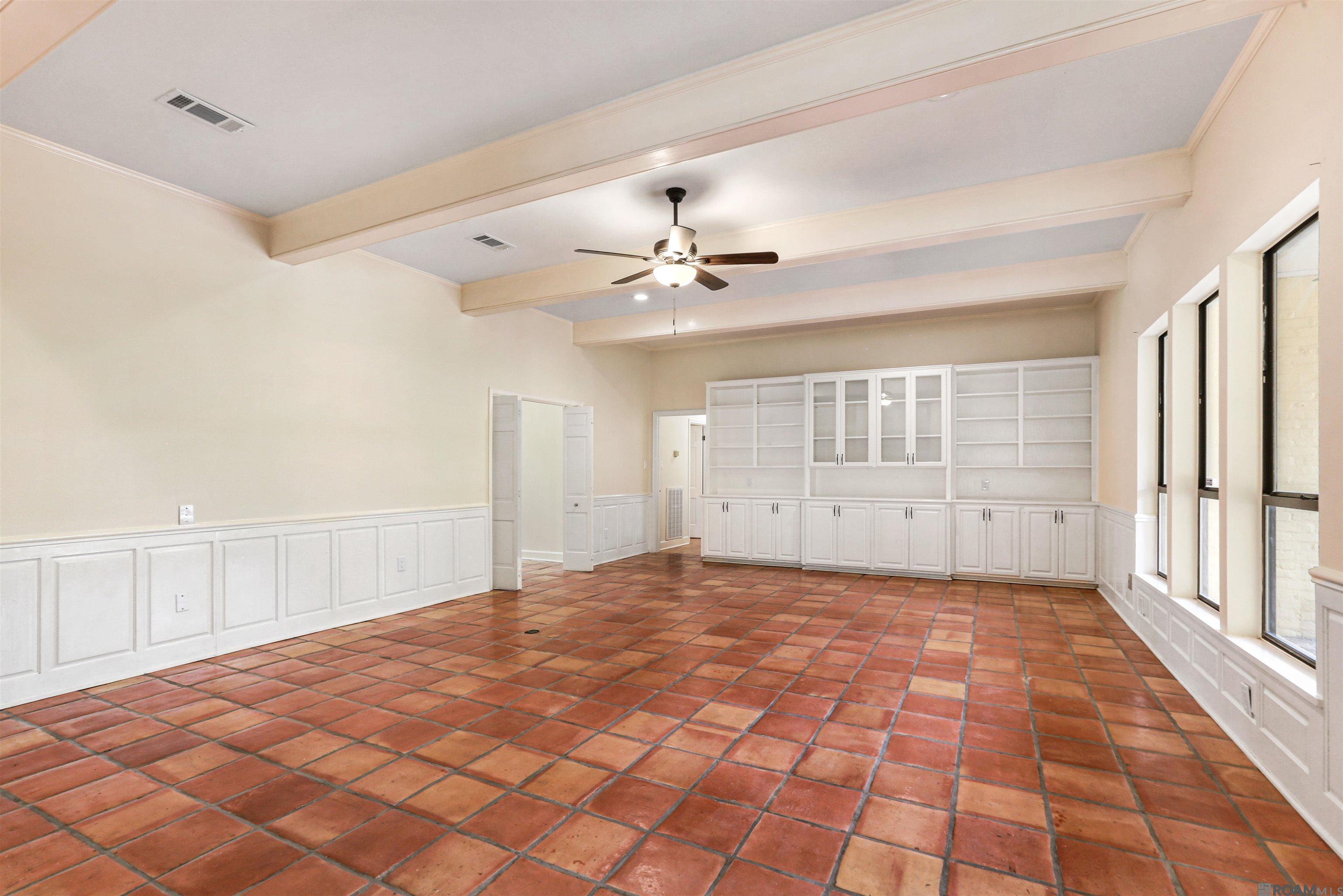 621 W Woodruff Dr, Baton Rouge, LA, 70808