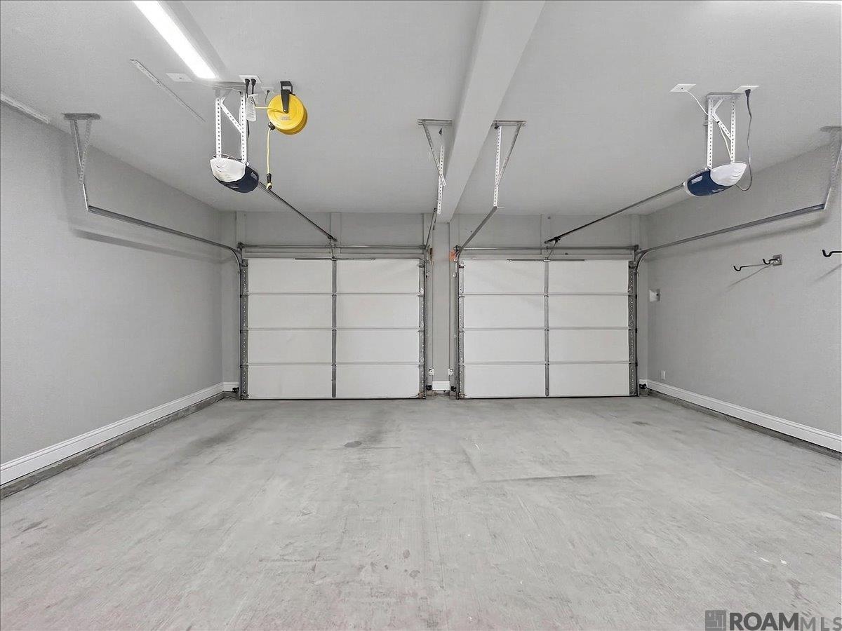 39320 St Charles Ave, Gonzales, LA, 70737