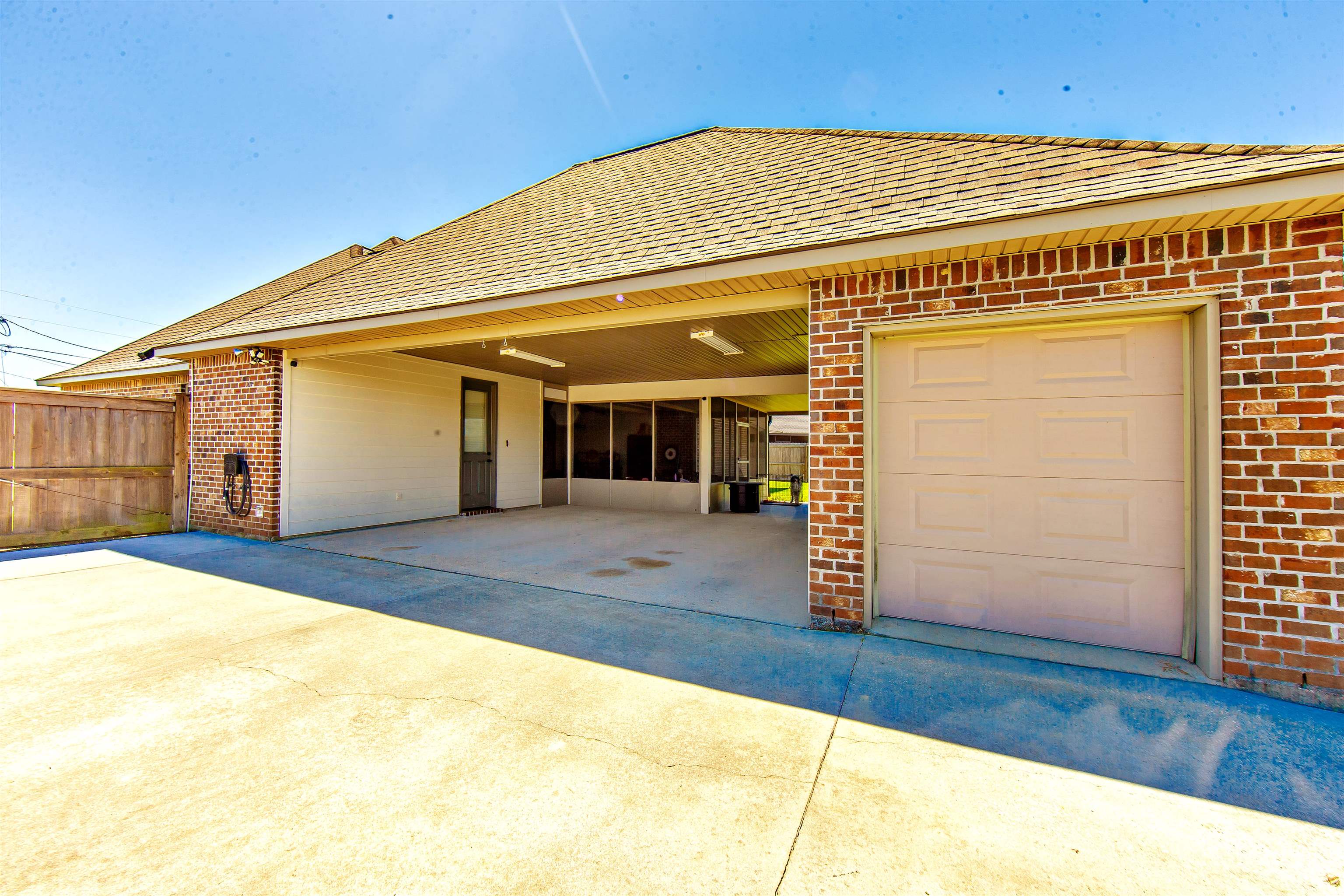 190 Orange Grove Rd, Thibodaux, LA, 70301