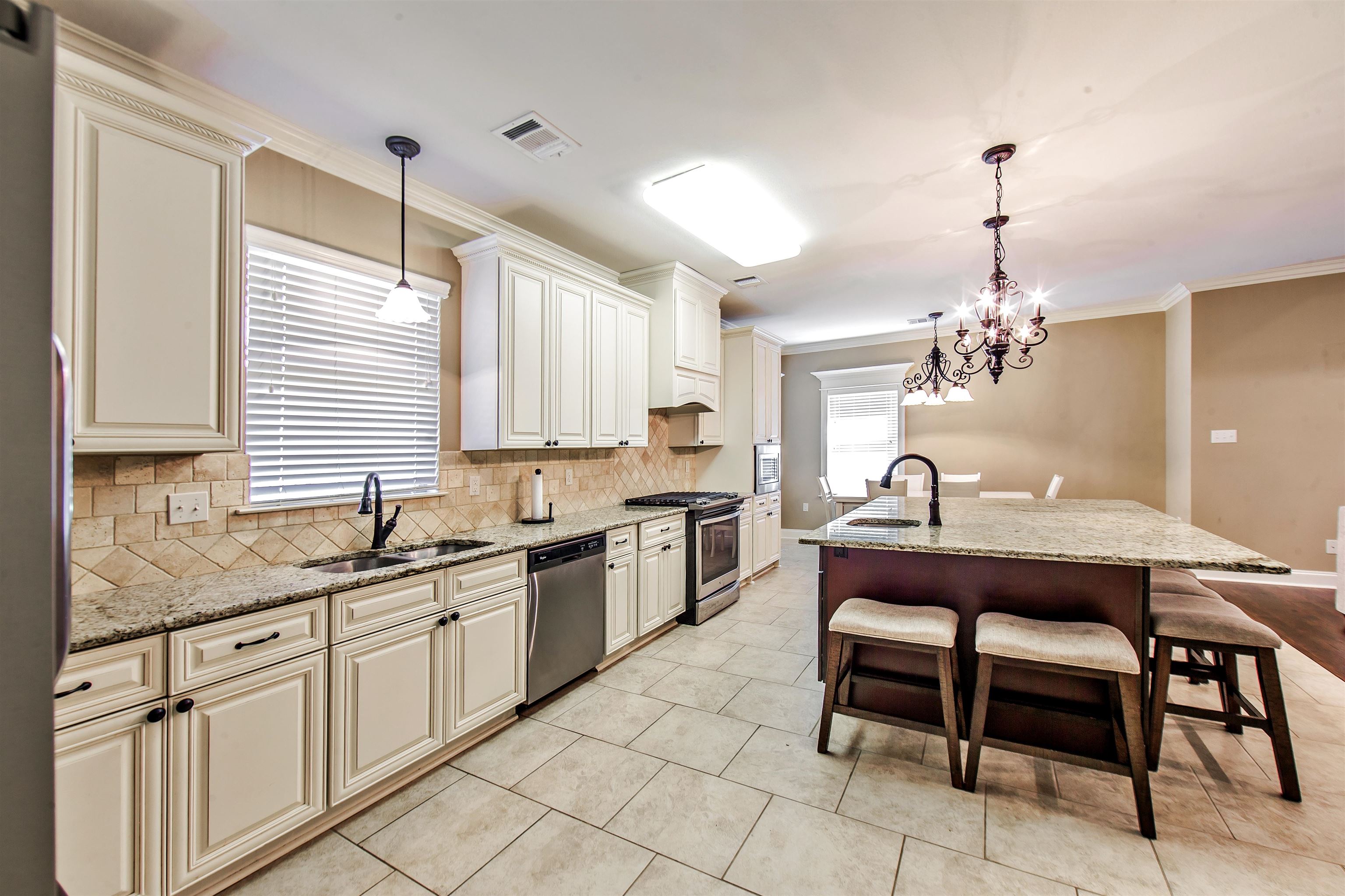 190 Orange Grove Rd, Thibodaux, LA, 70301