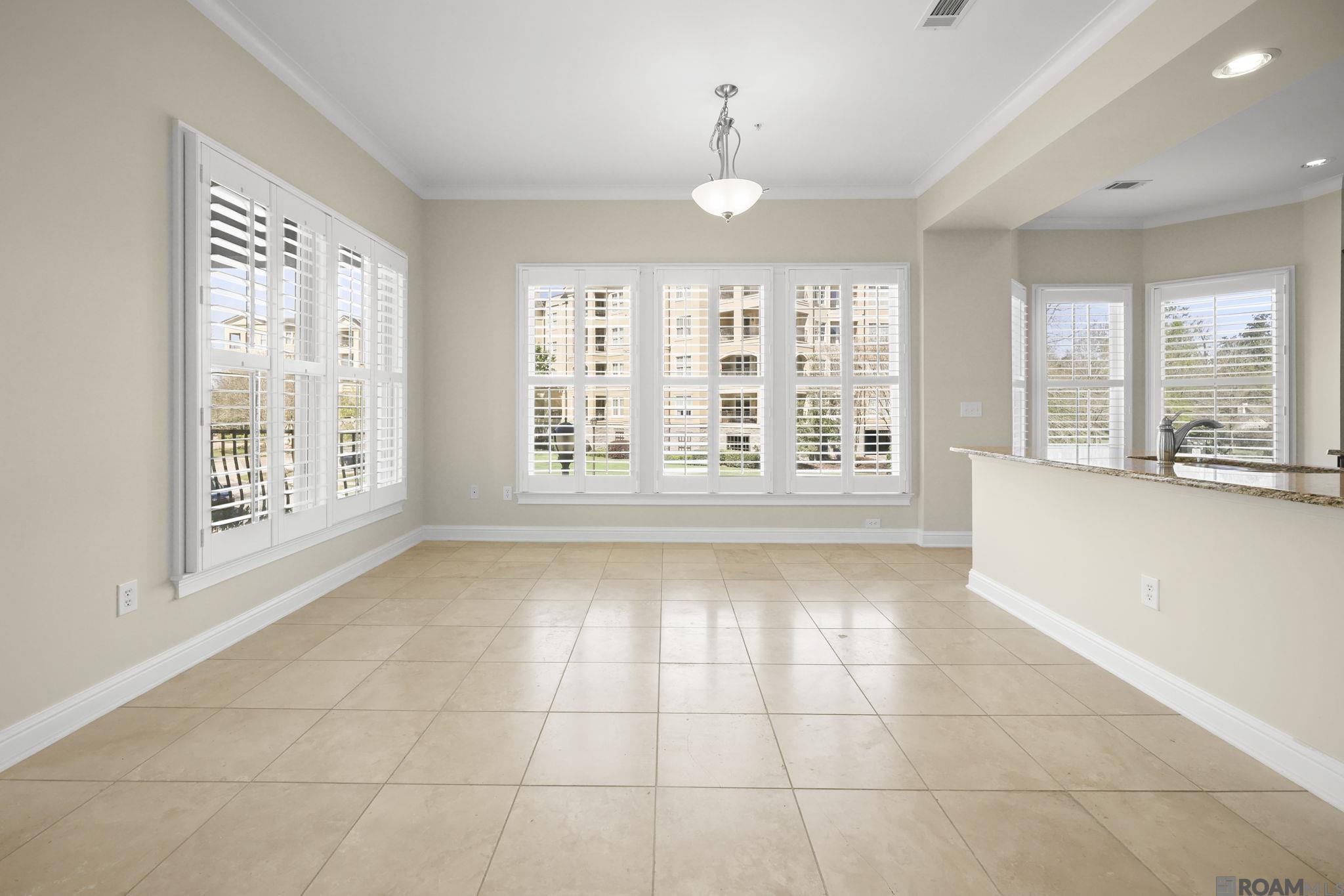 998 Stanford Ave UNIT 203, Baton Rouge, LA, 70808