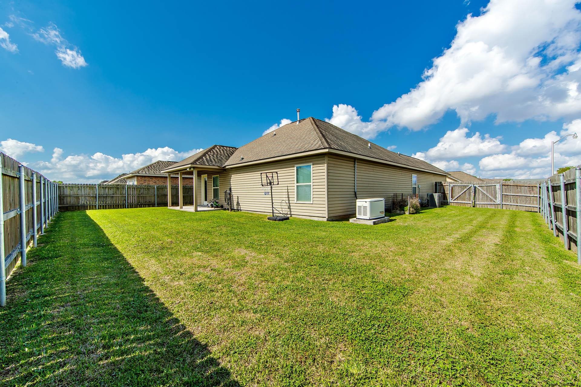 201 Darlene St, Thibodaux, LA, 70301