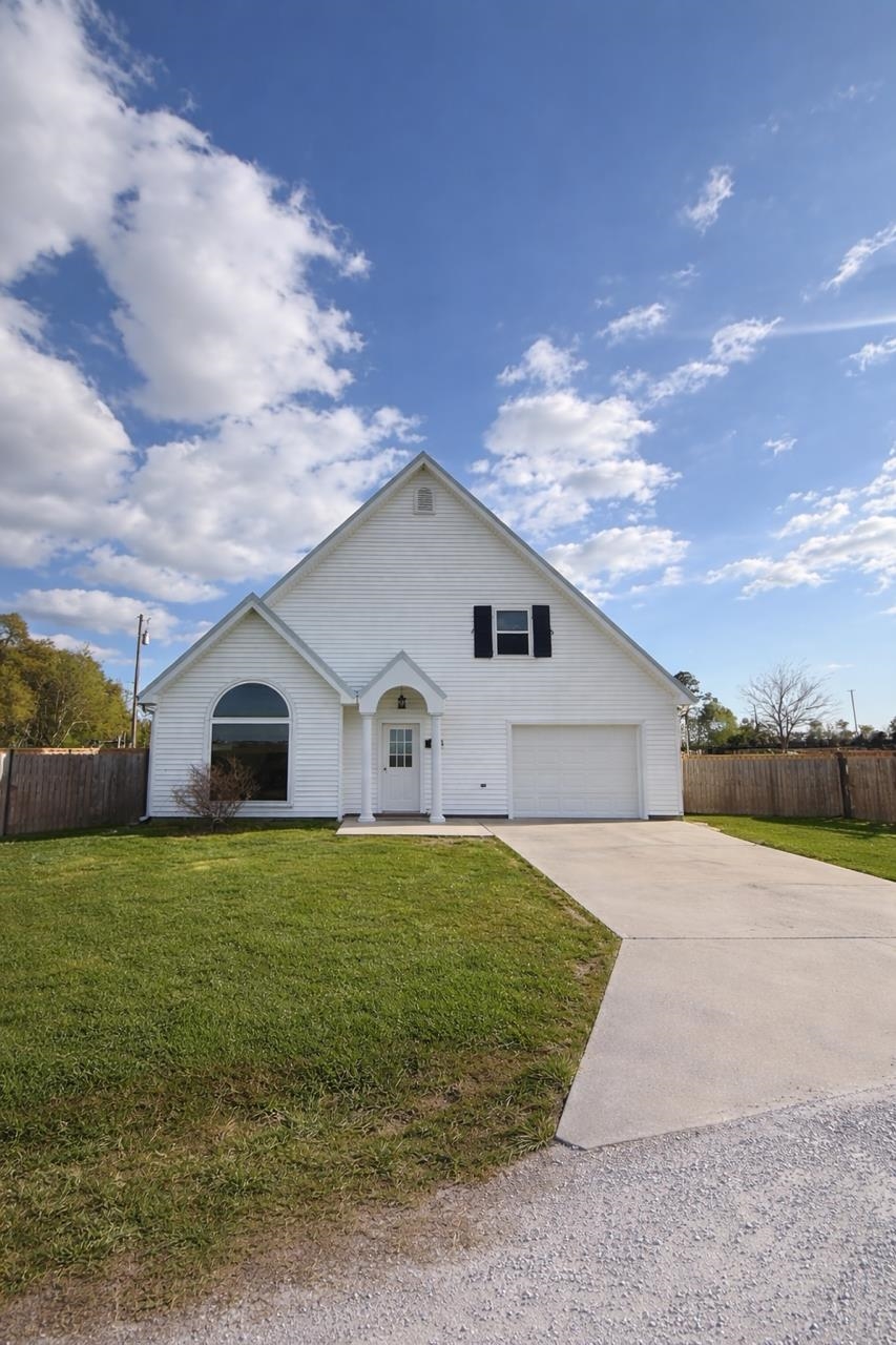 135 Sleepy Hollow Court, Schriever, LA, 70395