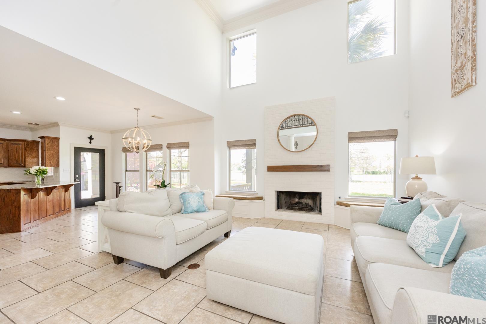 58510 Village Dr, Plaquemine, LA, 70764