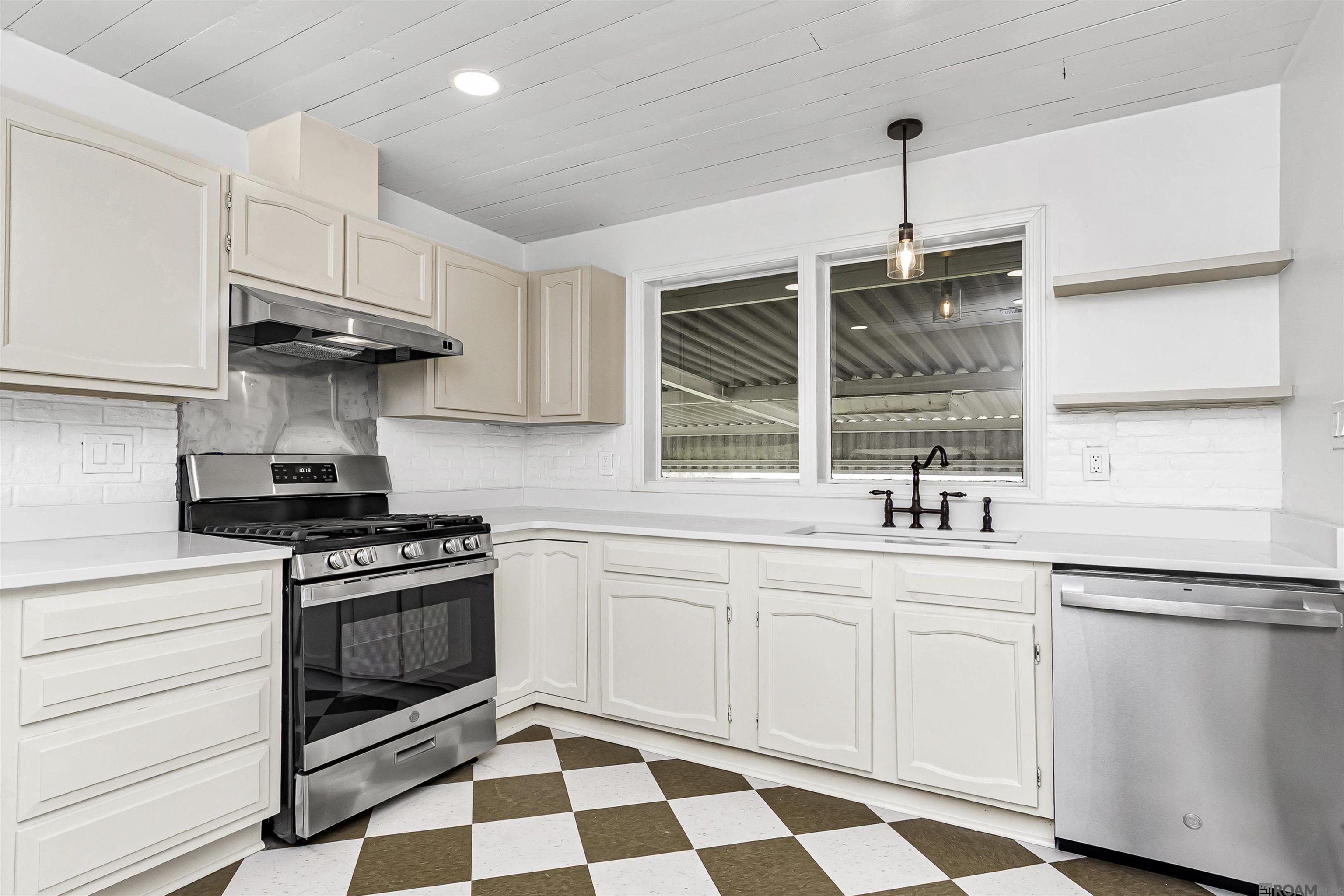 45139 Spellman Wall Rd, Prairieville, LA, 70769