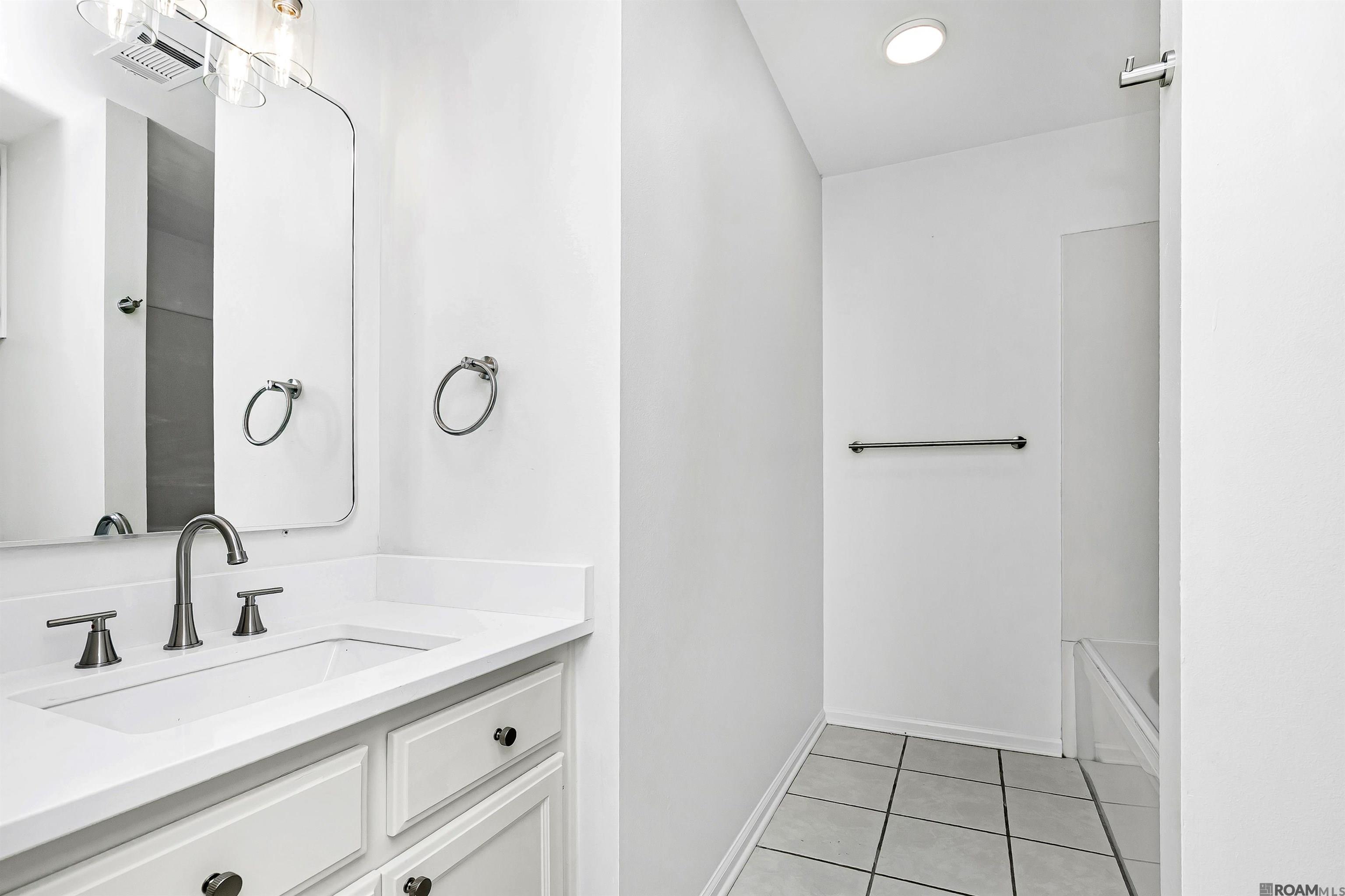 45139 Spellman Wall Rd, Prairieville, LA, 70769