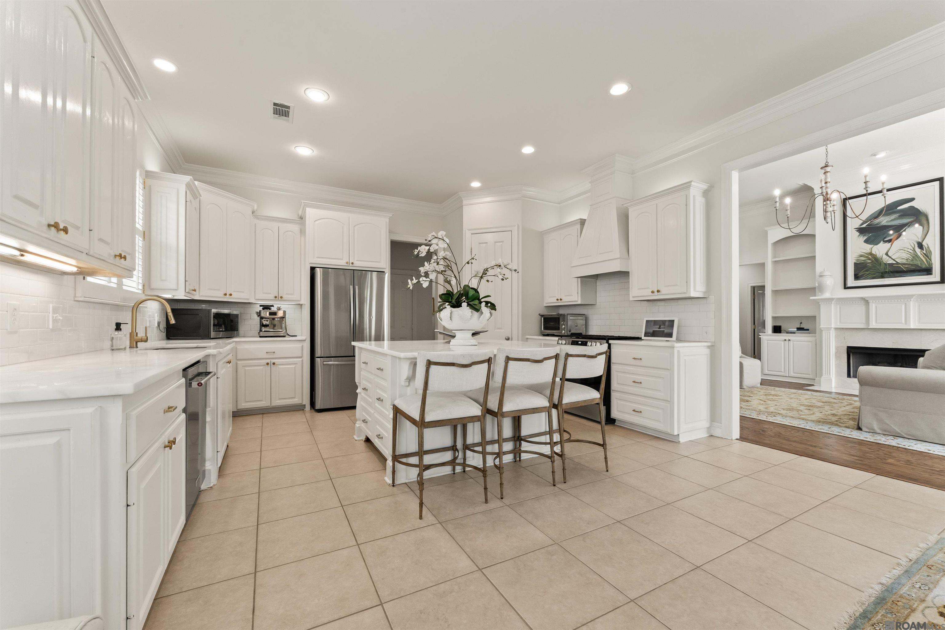 228 E Greens Dr, Saint George, LA, 70810